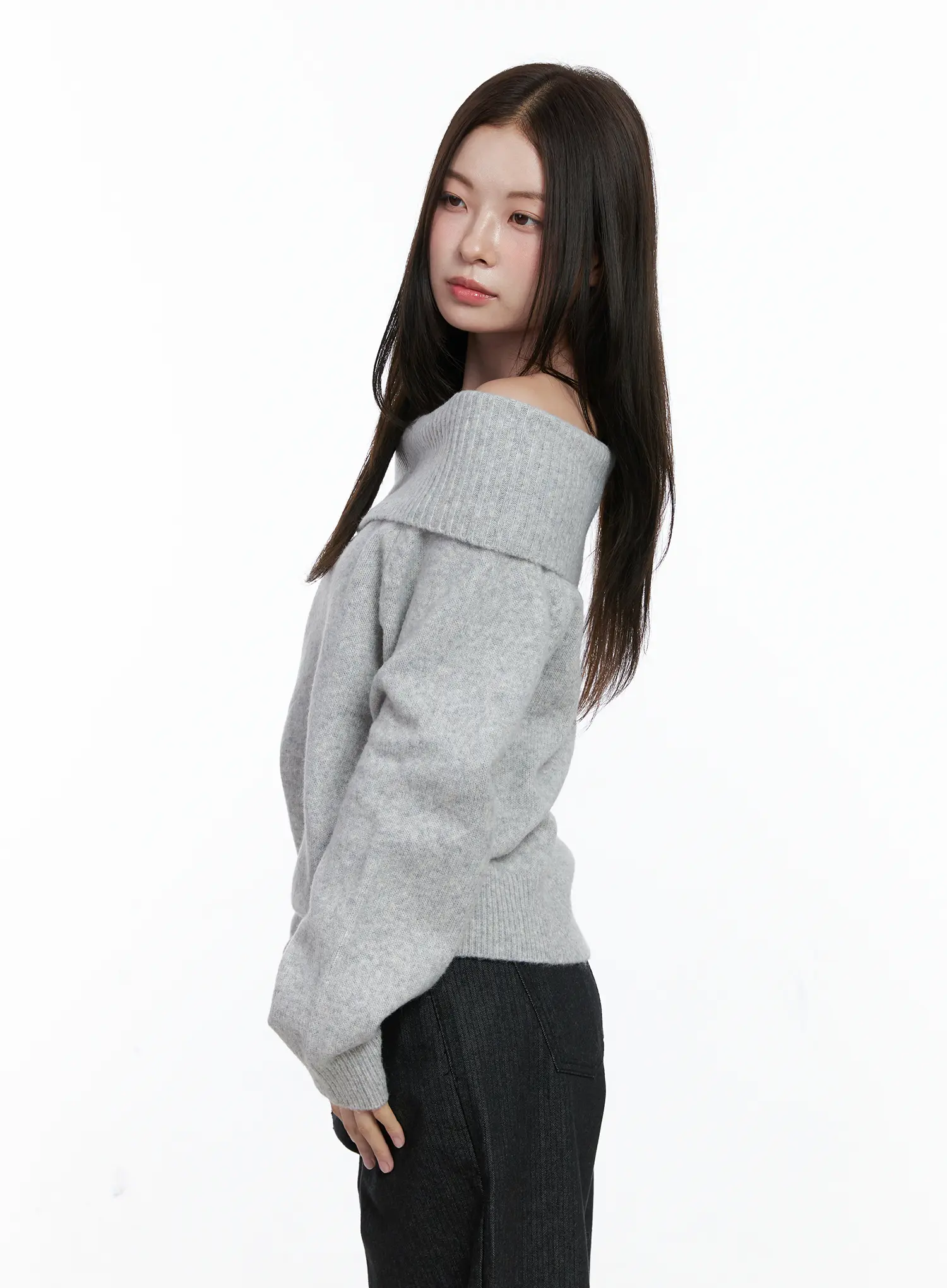 Off-Shoulder Knit Long Sleeve Top CO506 - Image 6