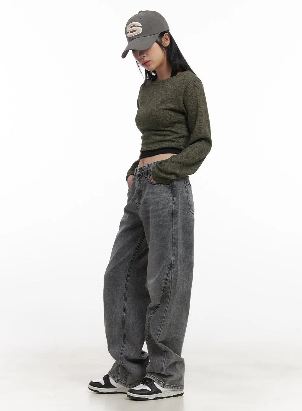 Off-Shoulder Long Sleeve Crop Top CJ517 - Image 3