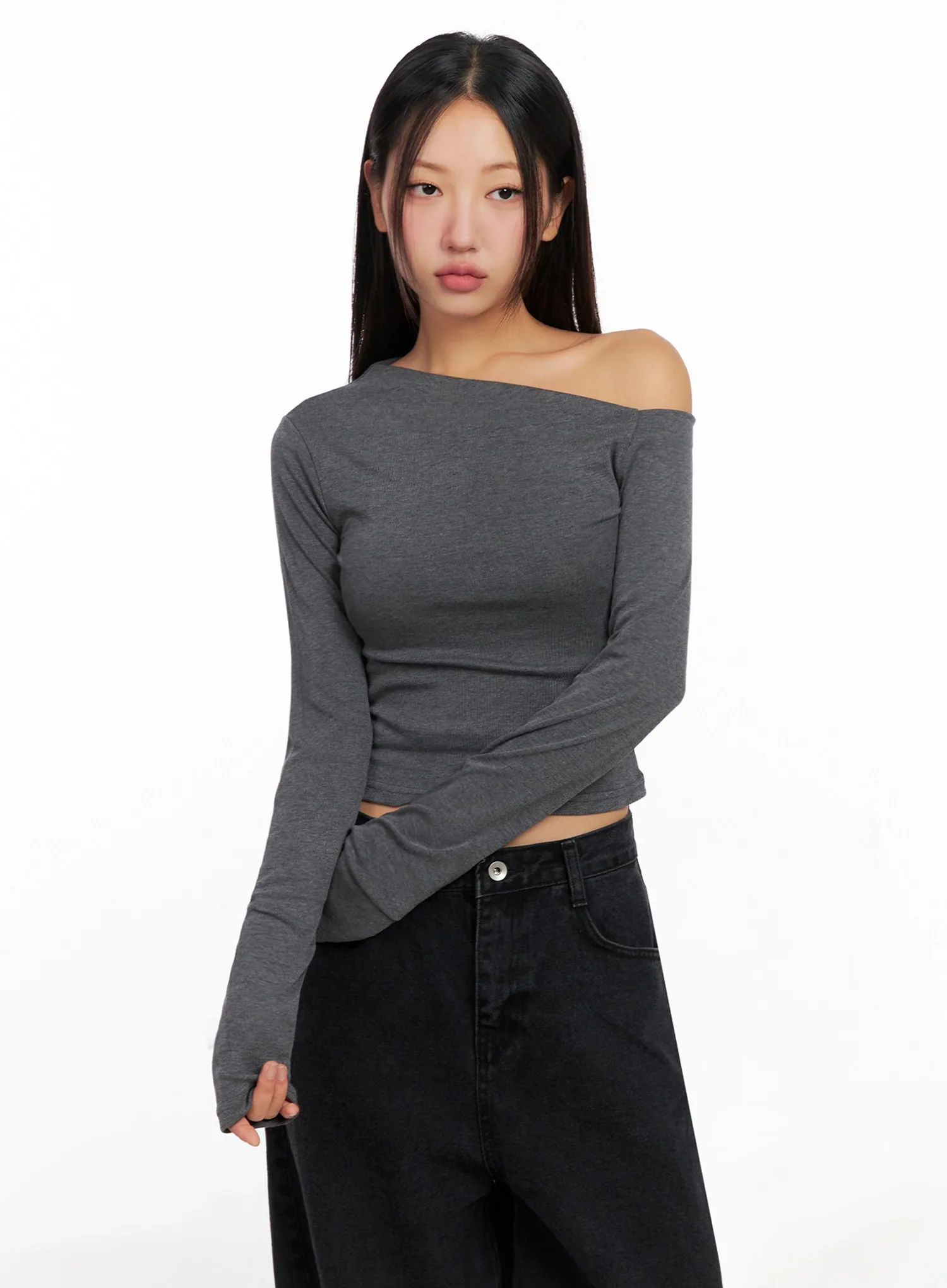 Off-Shoulder Long Sleeve Tee IG528 - Image 10