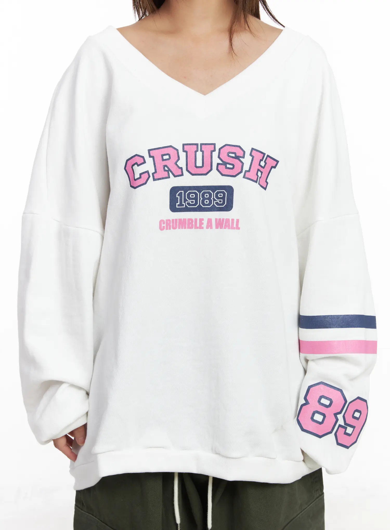 Off-Shoulder Oversized Sweatshirt CJ513 - Image 9