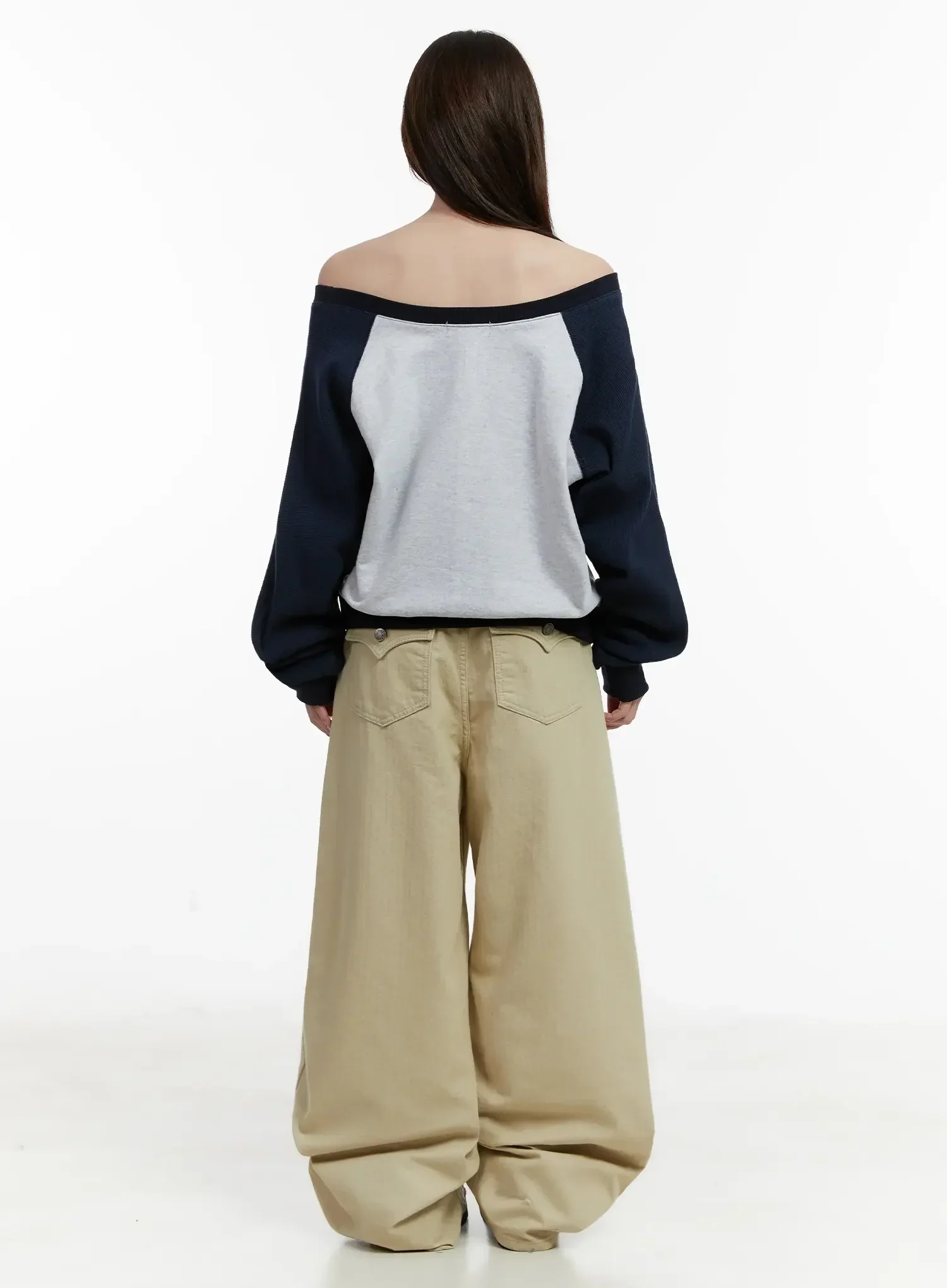 Off-Shoulder Raglan Sweatshirt IJ521 - Image 9