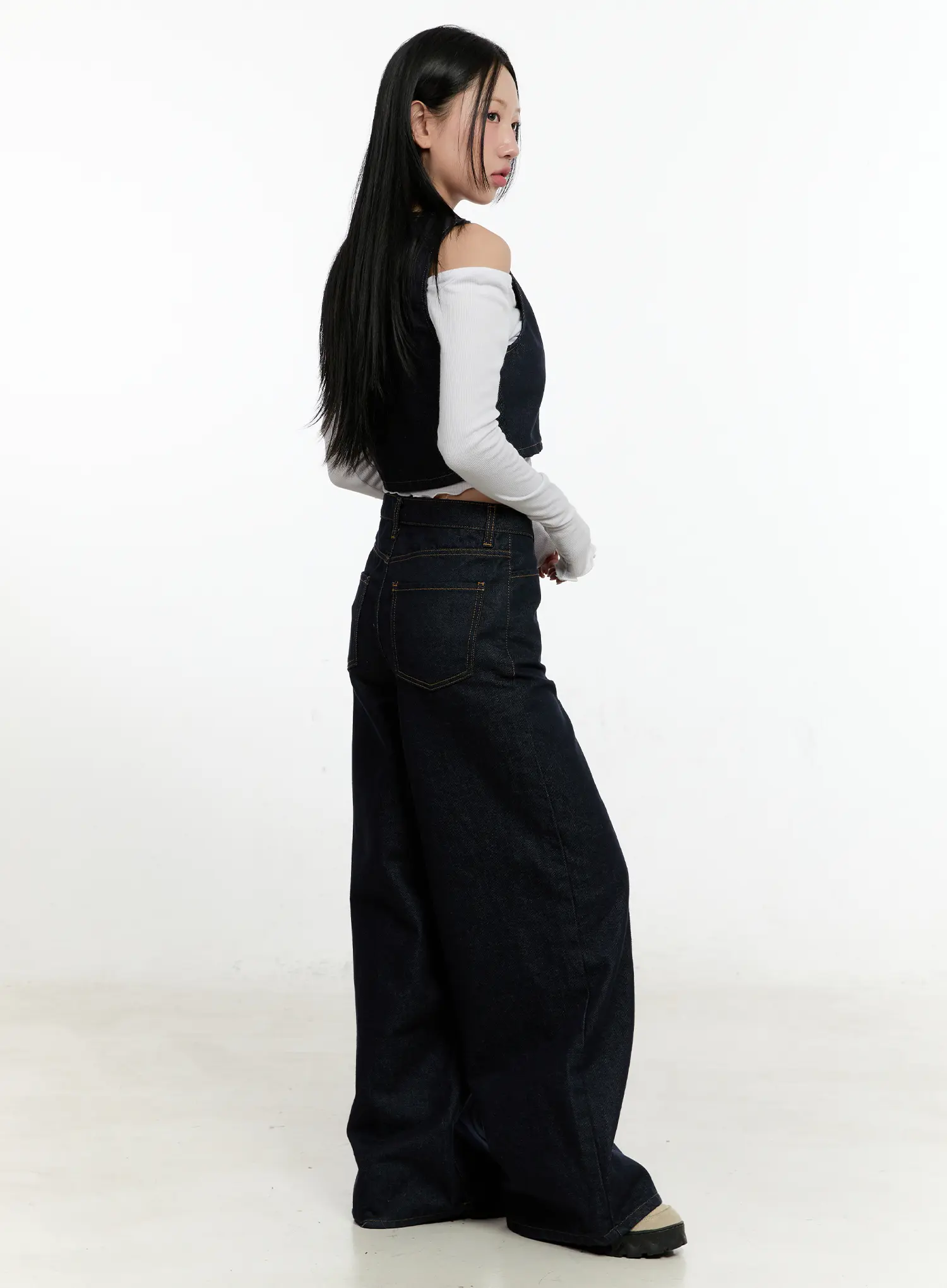 Off-Shoulder Ruched Long Sleeve Top CN506 - Image 9