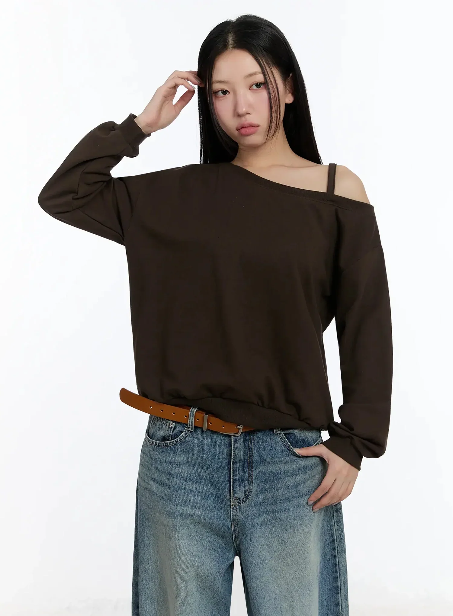 Off-Shoulder Simple Sweatshirt IM509 - Image 3