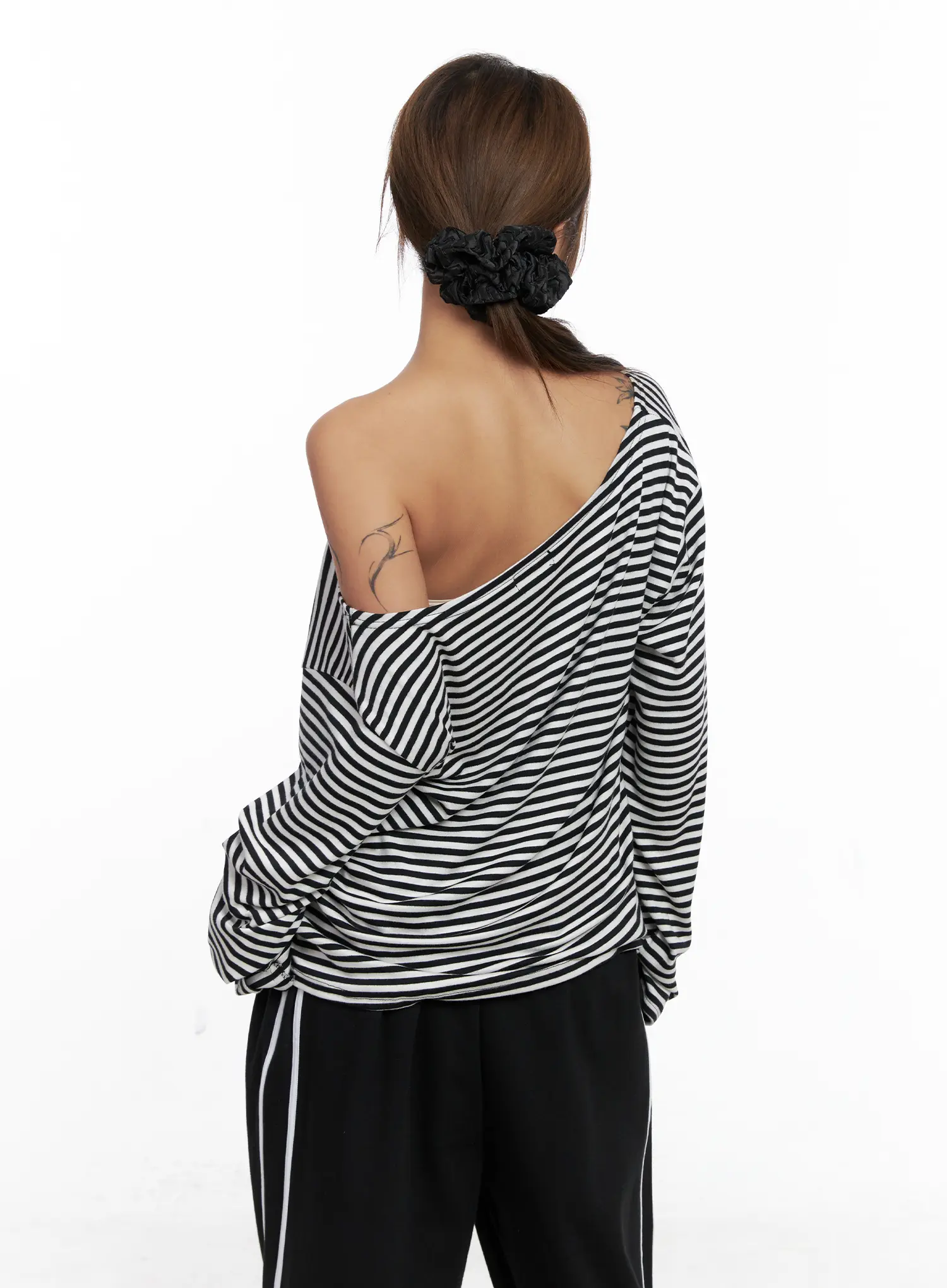 Off-Shoulder Striped Top CS524 - Image 6