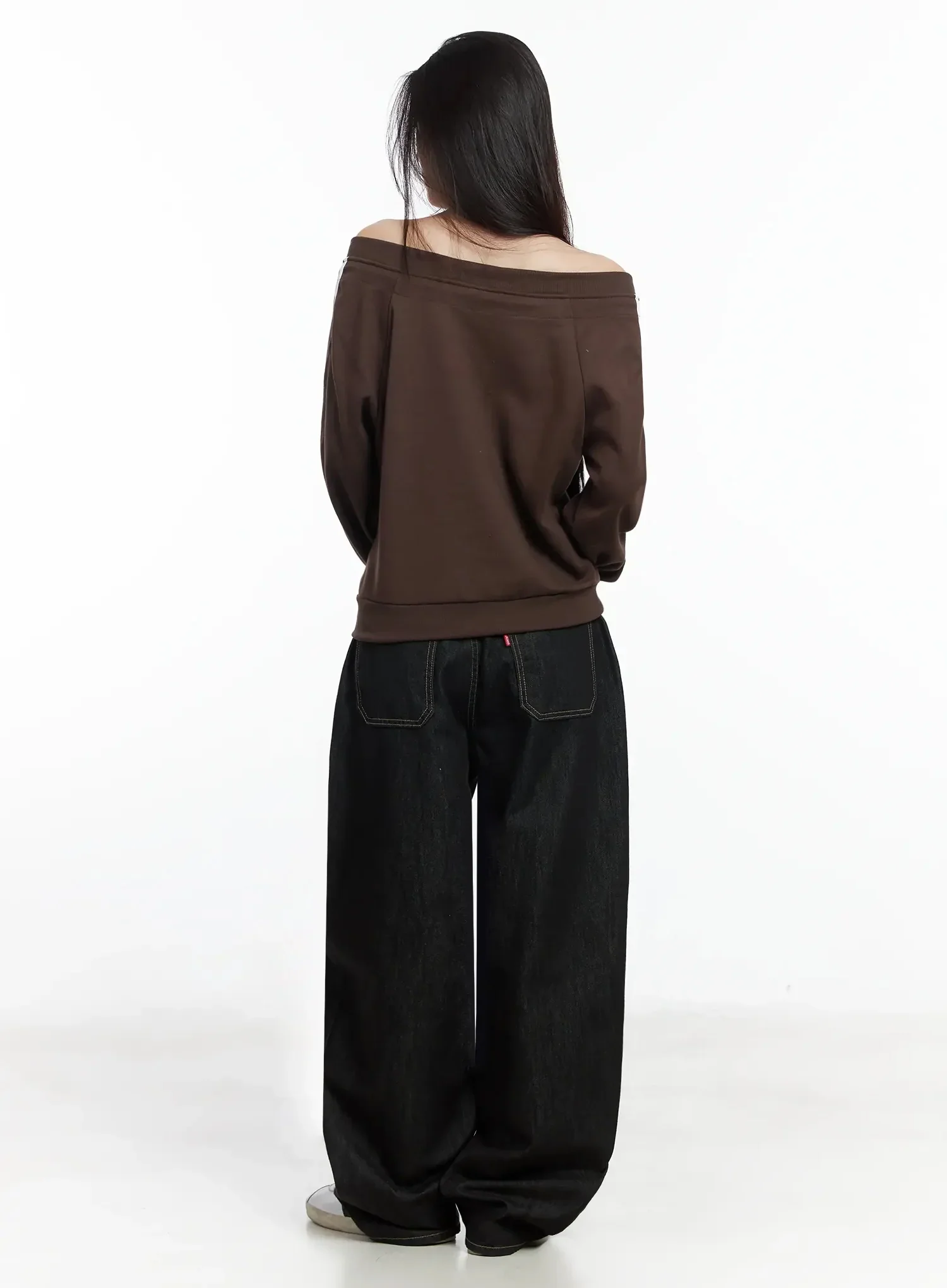 Off-Shoulder Track Zip-Up Sweatshirt IM506 - Image 12