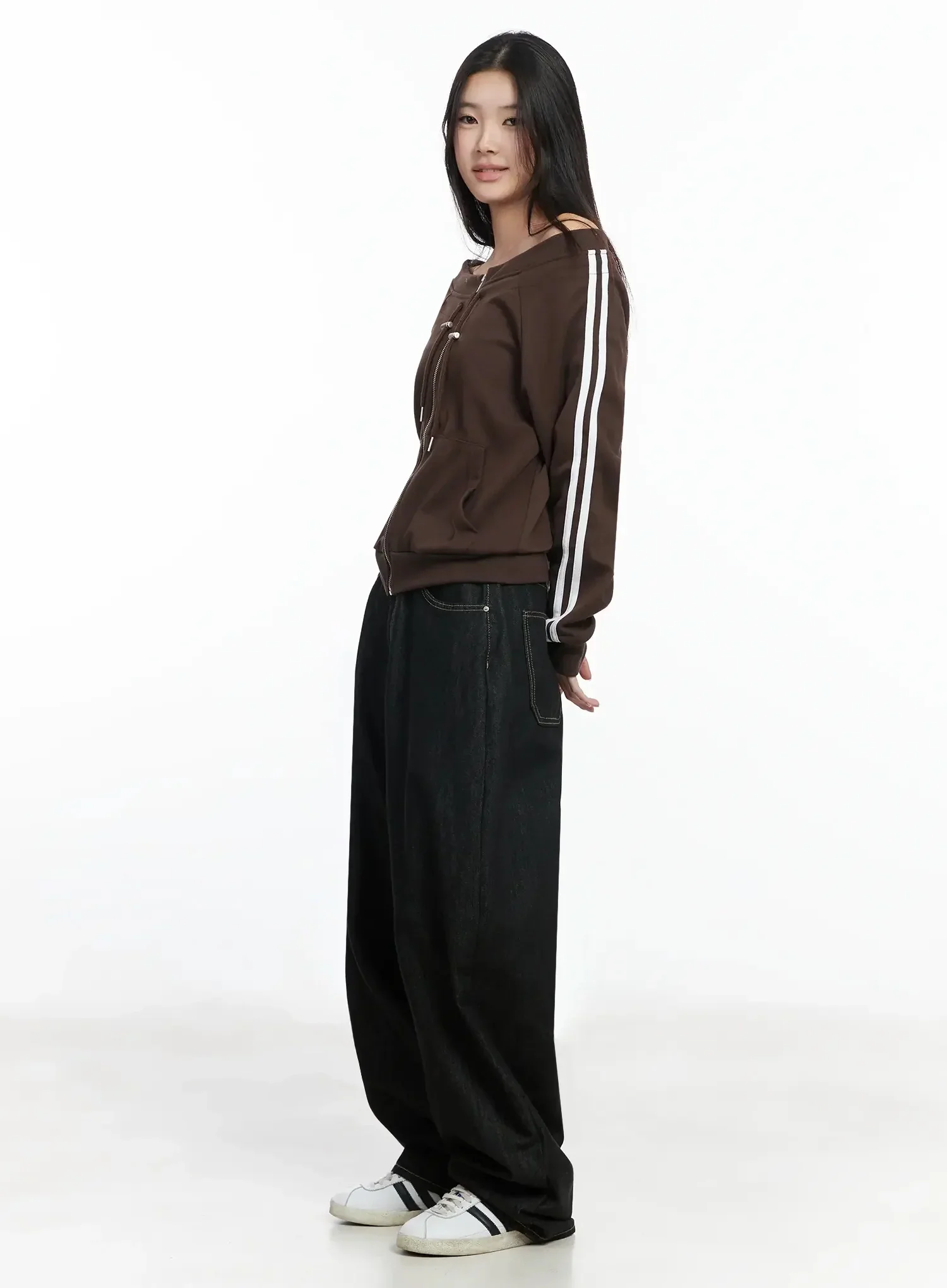 Off-Shoulder Track Zip-Up Sweatshirt IM506 - Image 6