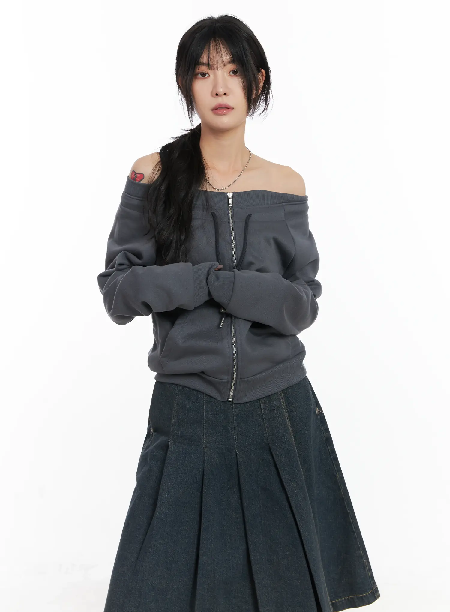 Off-Shoulder Zip-Up Sweatshirt CN528 - Image 9