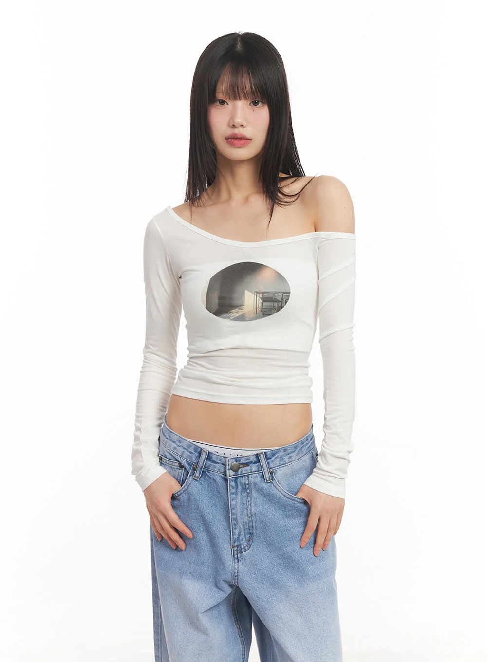 One-Shoulder Graphic Cropped Long Sleeve Top CA523 - Image 11