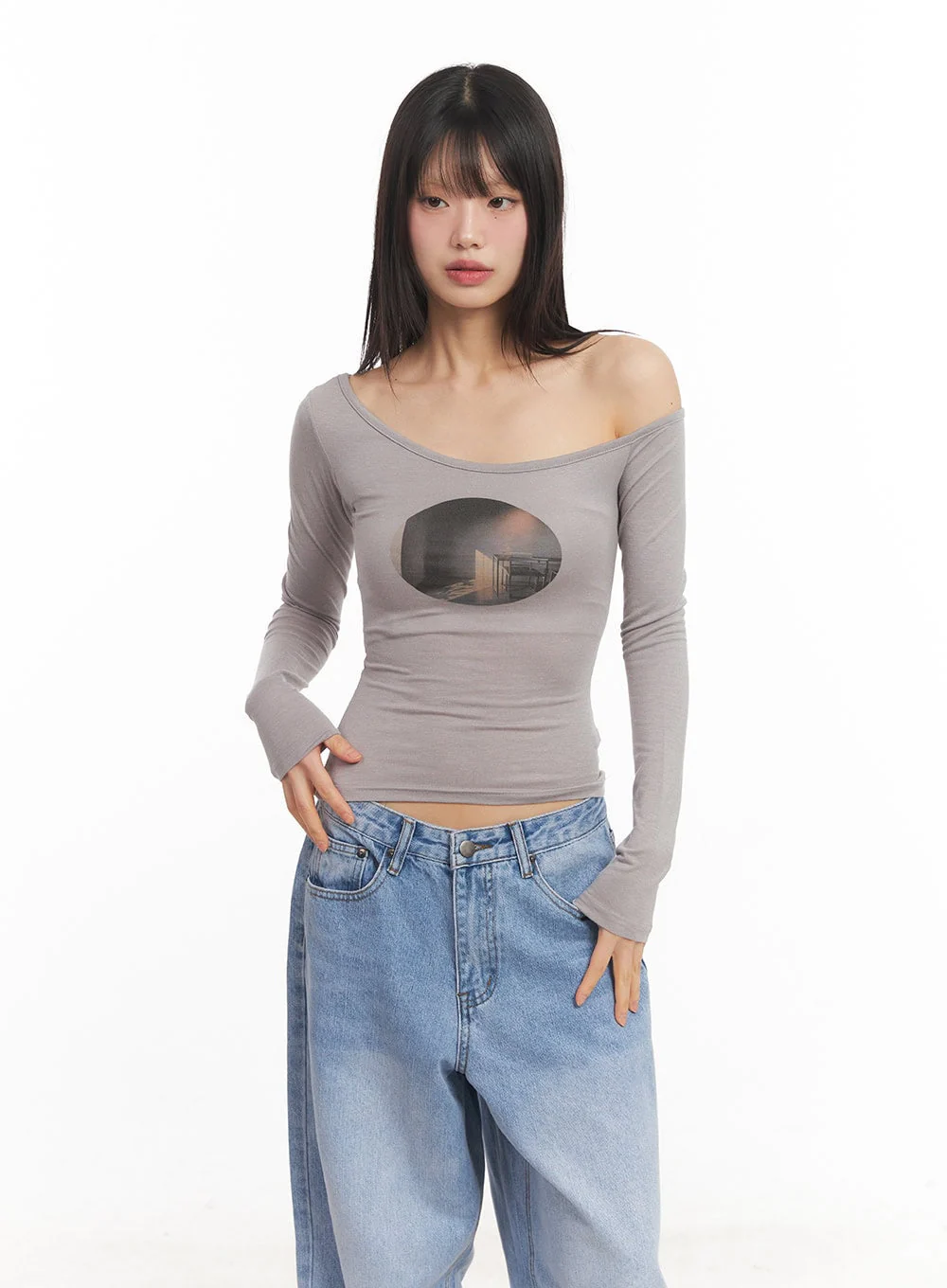 One-Shoulder Graphic Cropped Long Sleeve Top CA523 - Image 13
