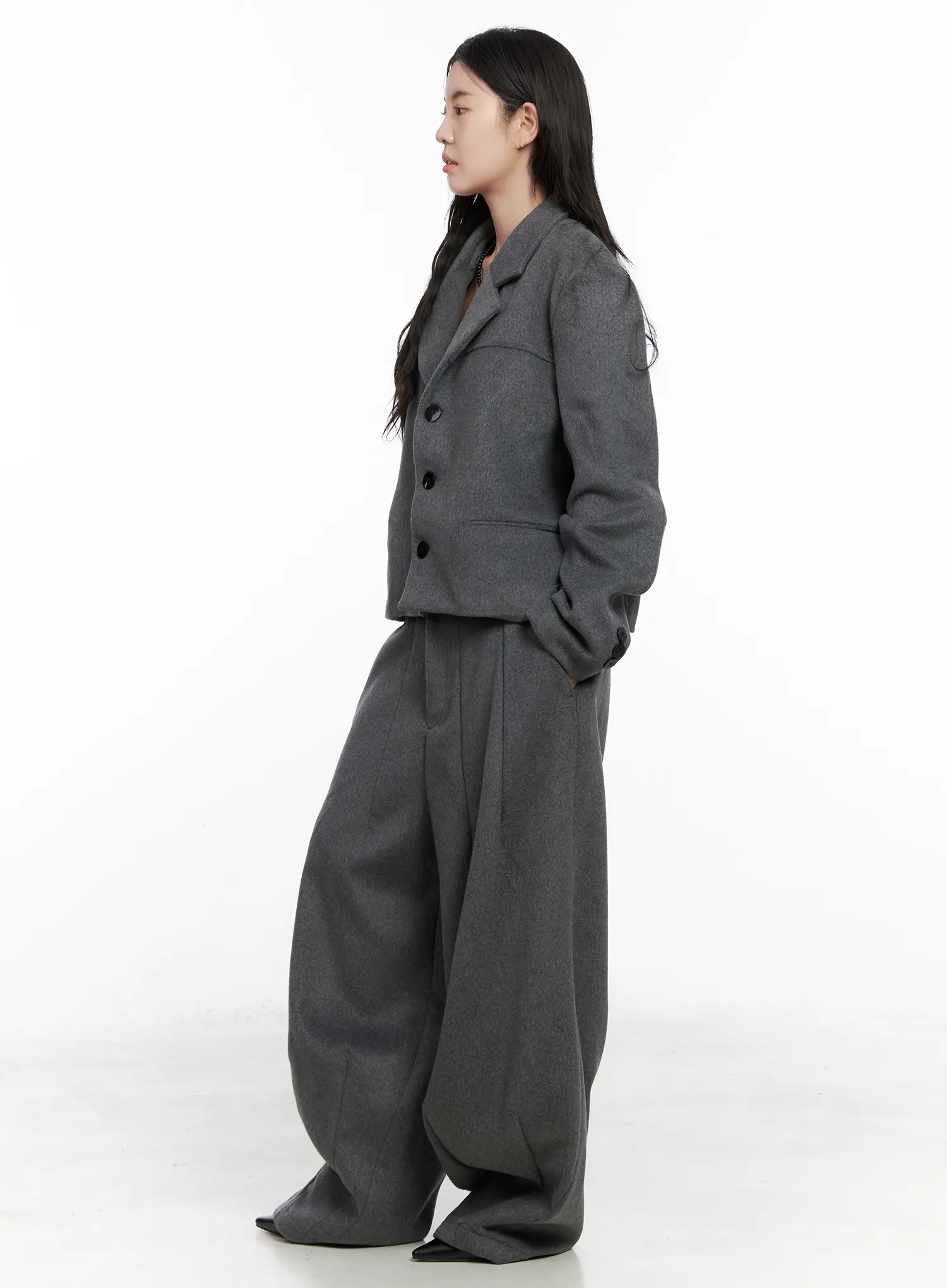 Oversized Crop Blazer CN513 - Image 4