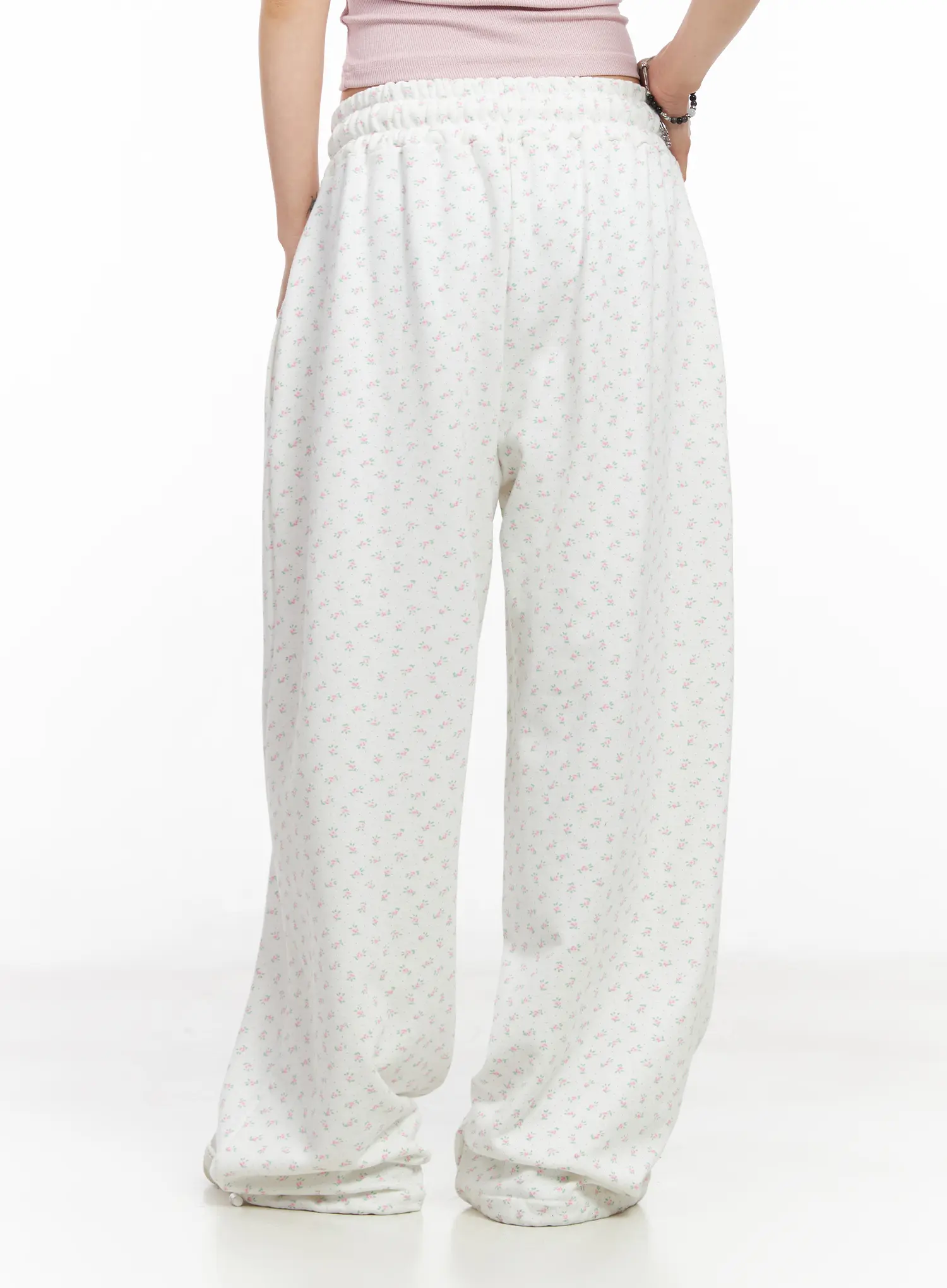 Oversized Floral Sweatpants CM526 - Image 7