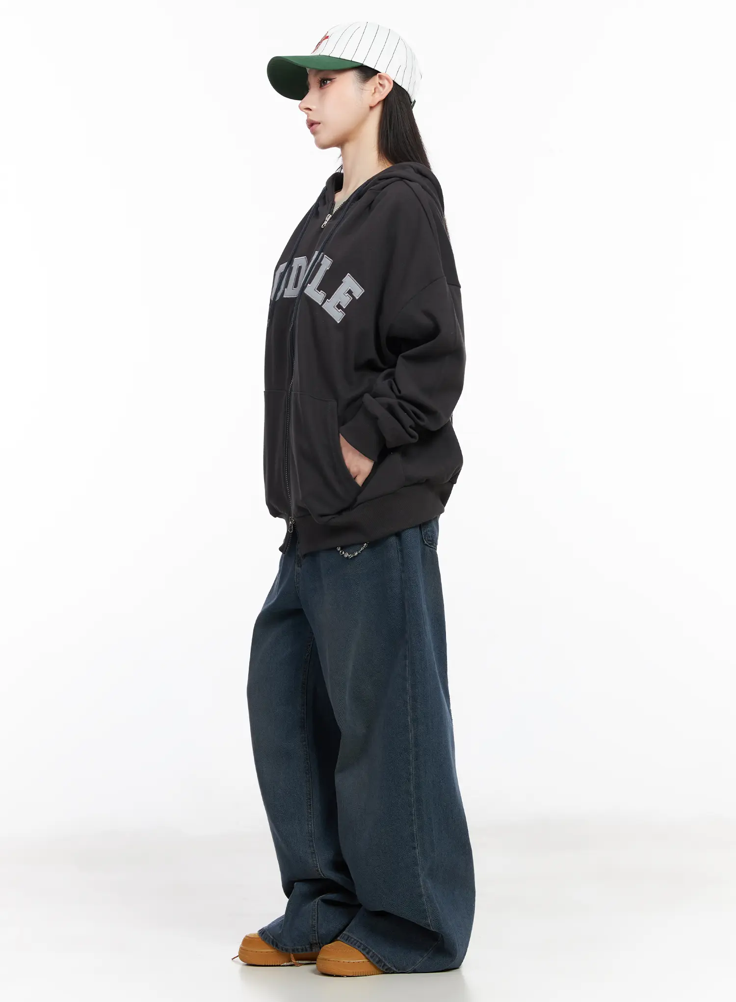 Oversized Graphic Hoodie CM519 - Image 4