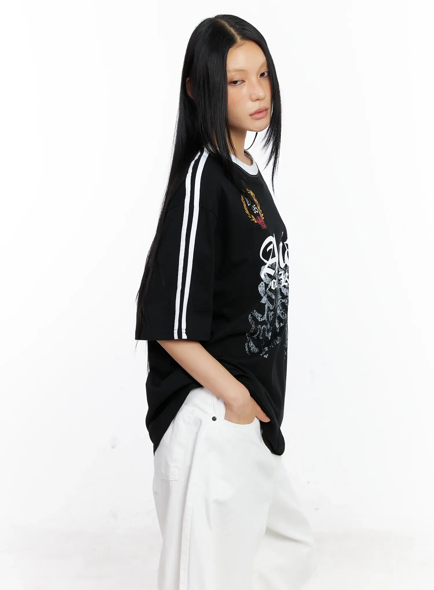 Oversized Graphic Logo Tee CL529 - Image 7