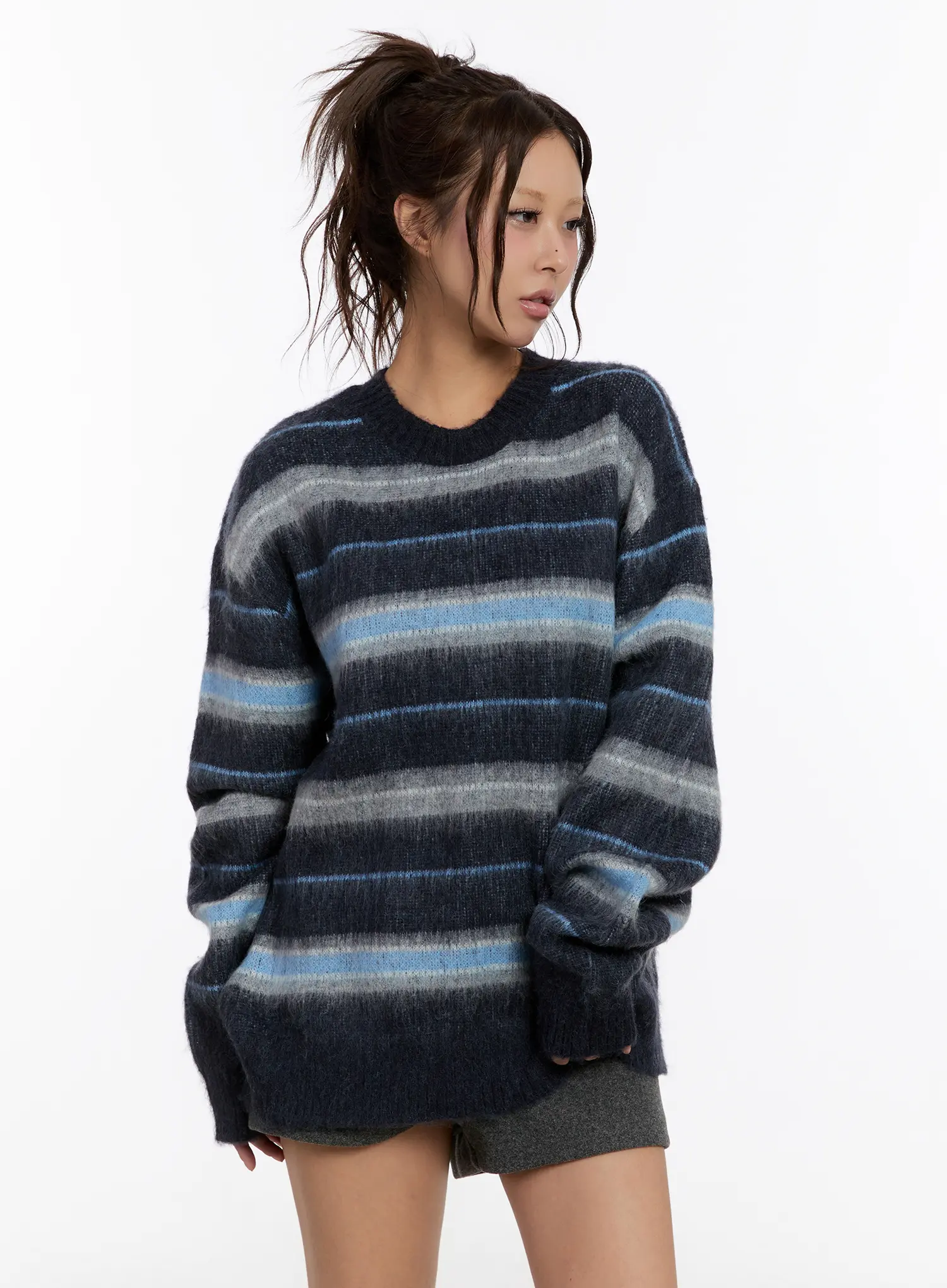 Oversized Striped Knit Sweater CN527 - Image 4