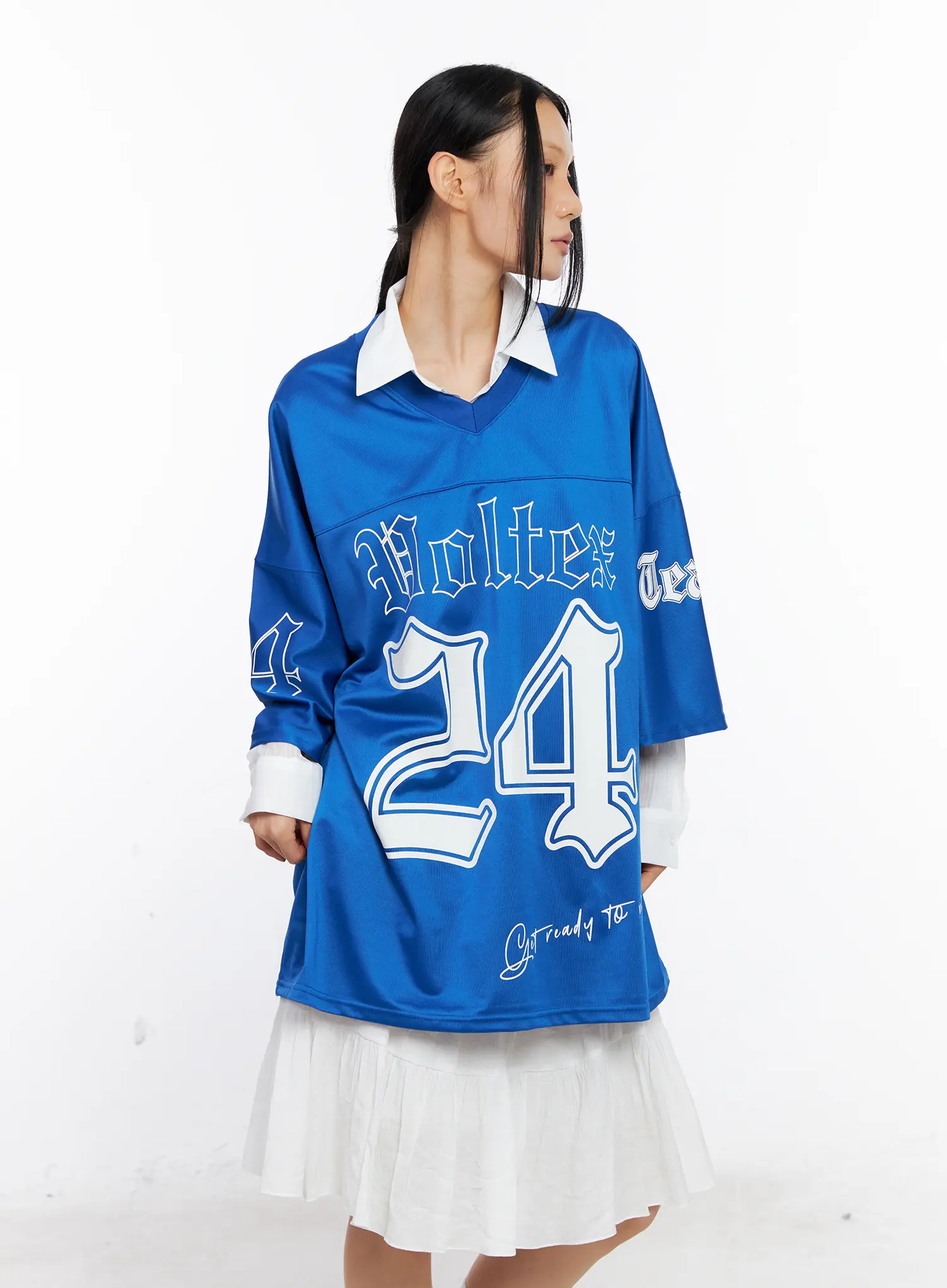 Oversized V-Neck Graphic Tee CL529 - Image 13