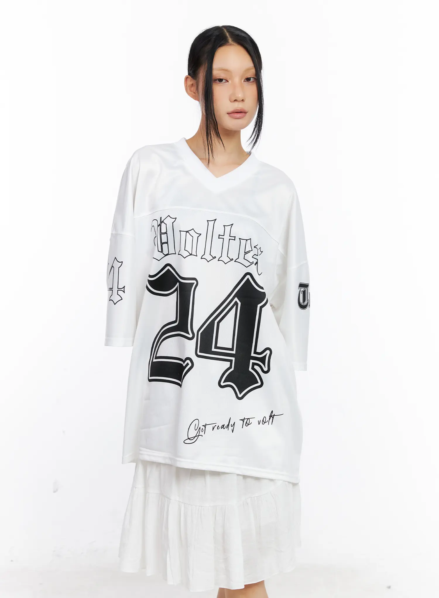 Oversized V-Neck Graphic Tee CL529 - Image 15