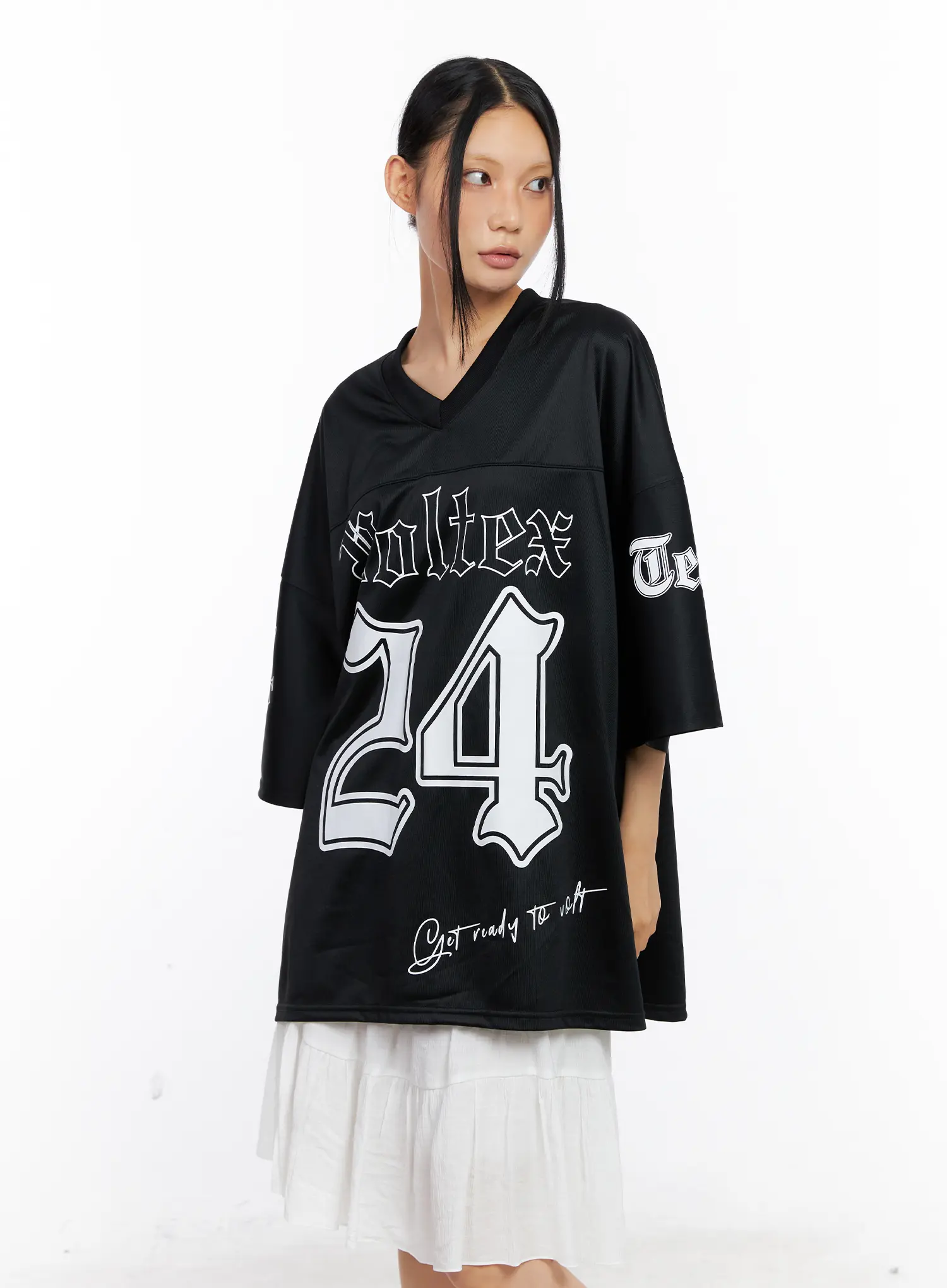Oversized V-Neck Graphic Tee CL529 - Image 2