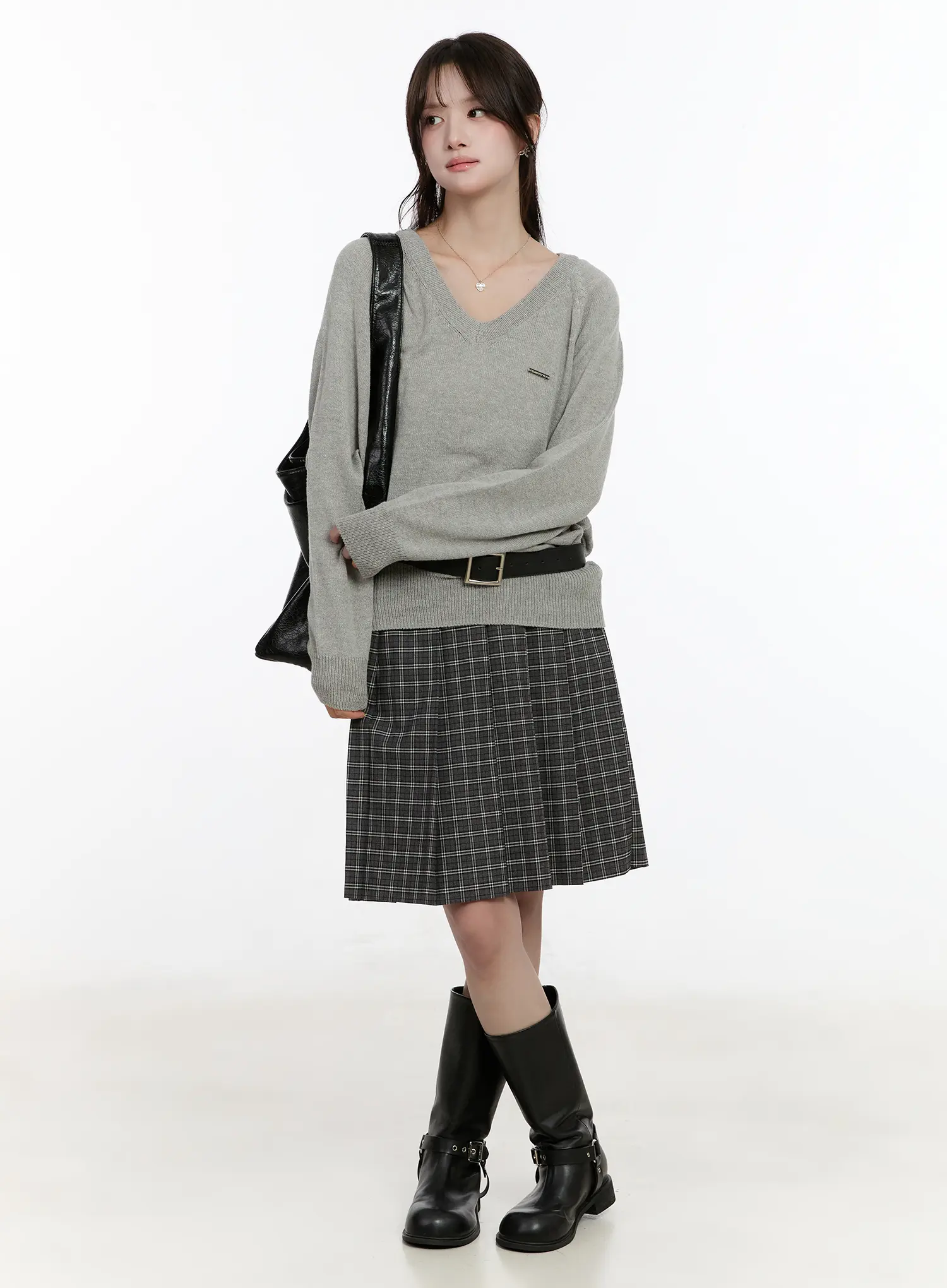 Oversized V-Neck Knit Sweater CM510 - Image 2