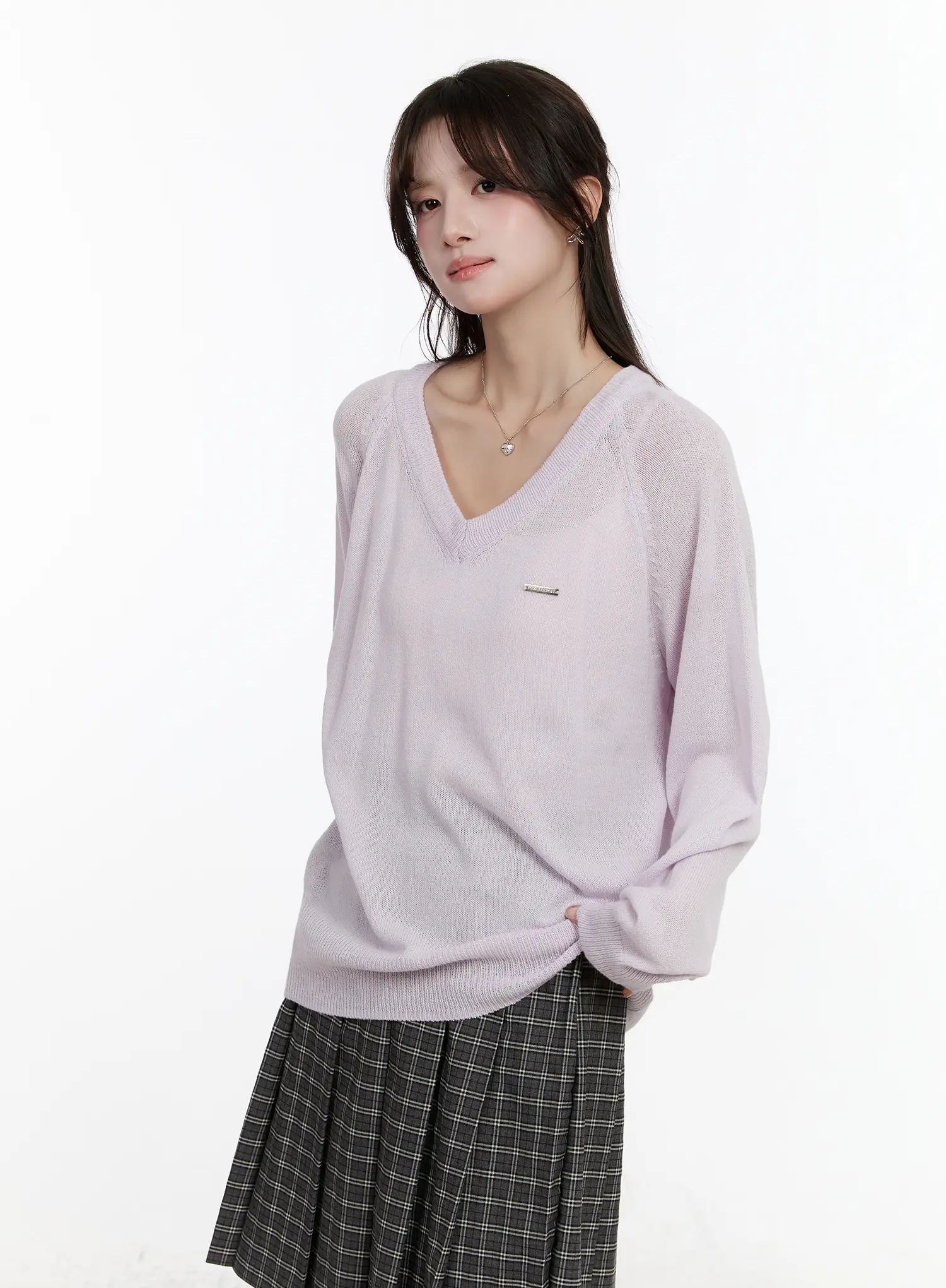 Oversized V-Neck Knit Sweater CM510 - Image 9