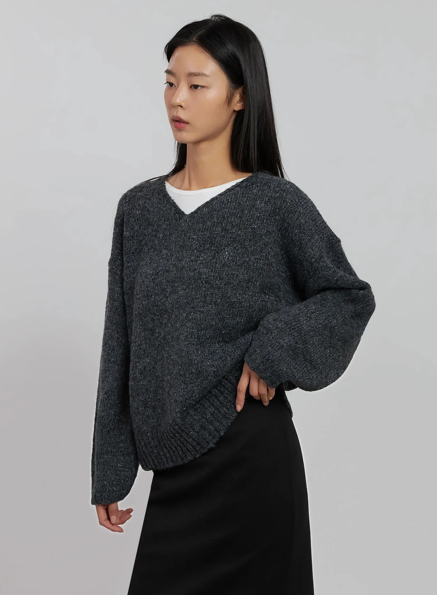 Oversized V-Neck Knit Top IJ508 - Image 9