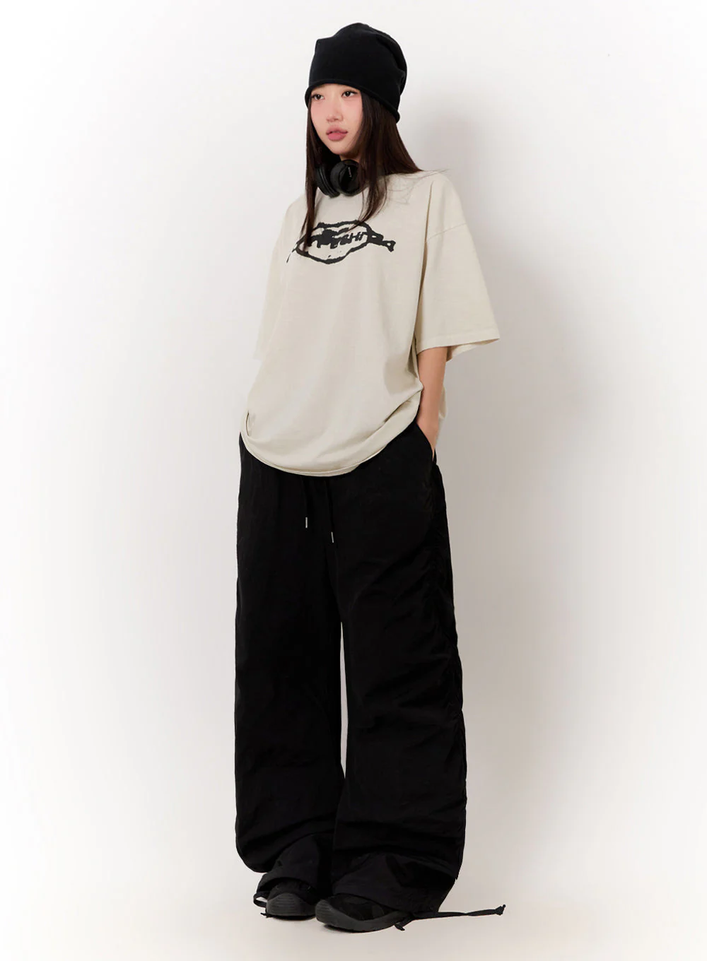 Oversized Washed Graphic Tee IU509 - Image 2
