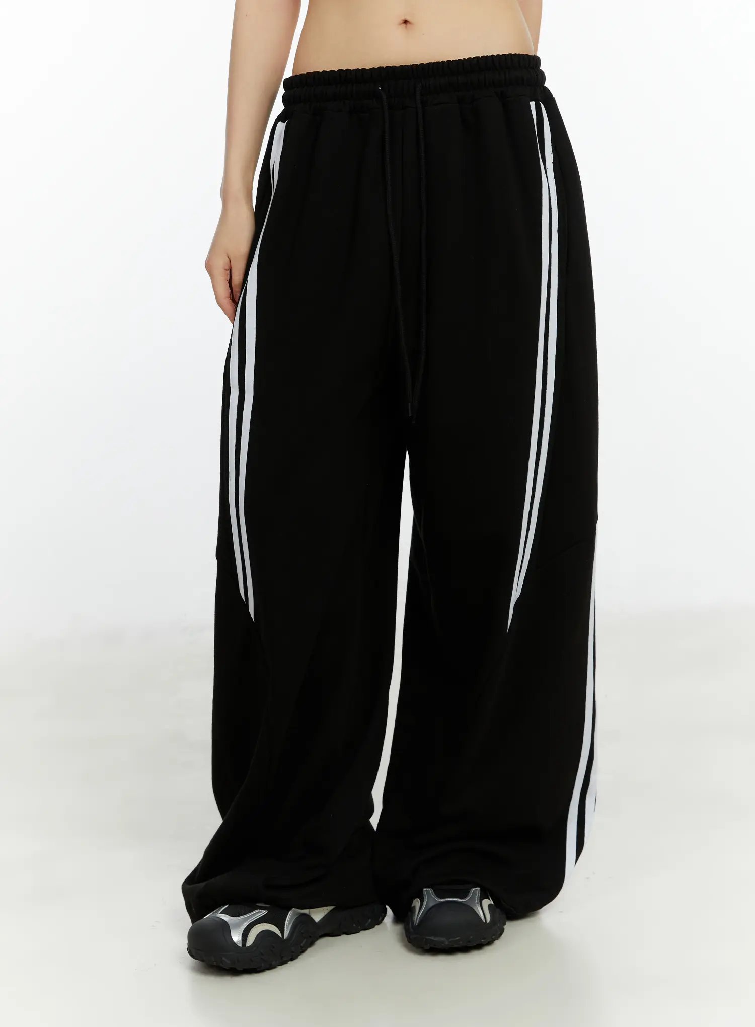 Oversized Wide Leg Track Pants CF510 - Image 10