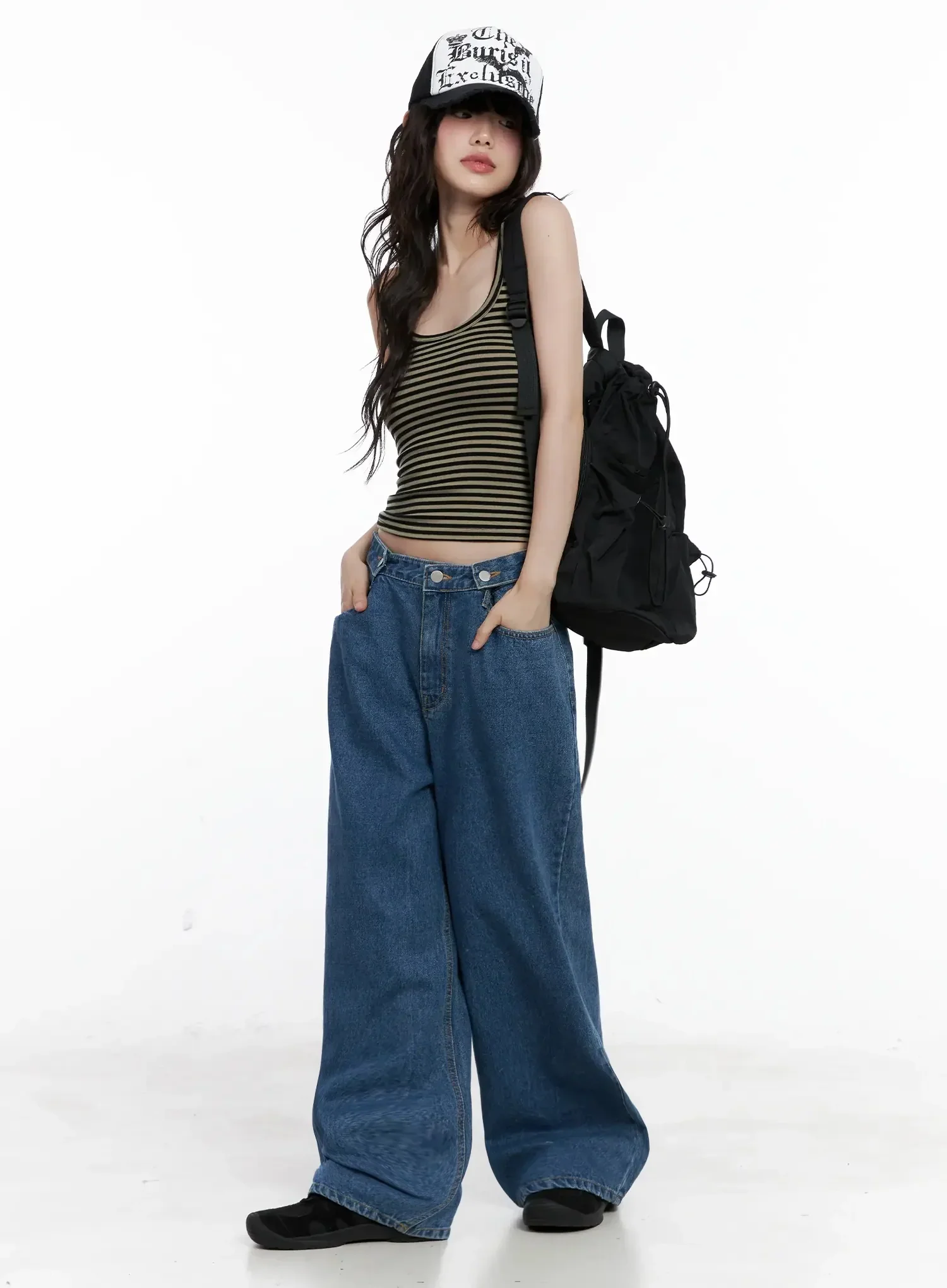 Pharita Loose-Fit Jeans IL528 - Image 2