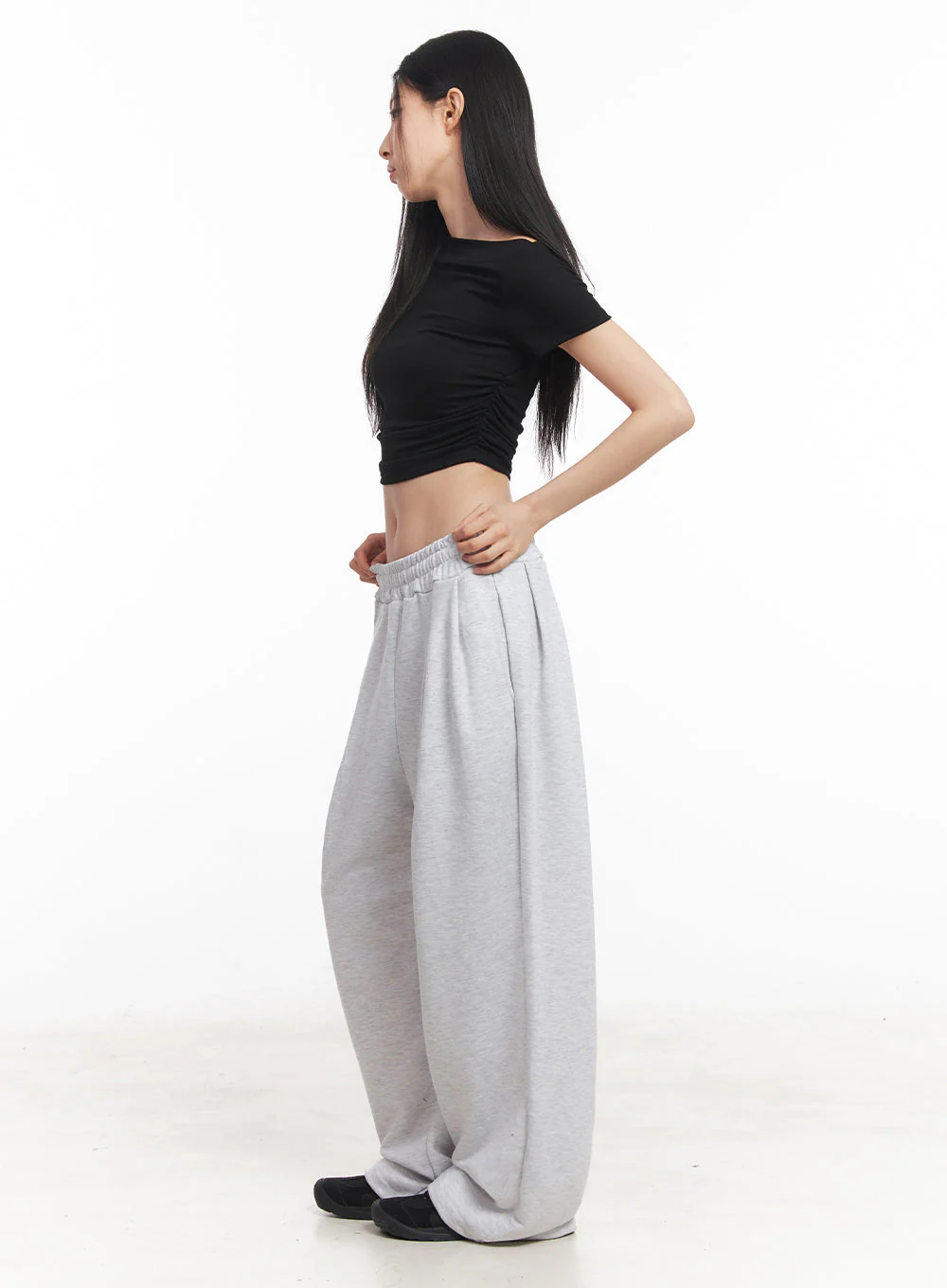 Pintuck Oversized Sweatpants IY516 - Image 11