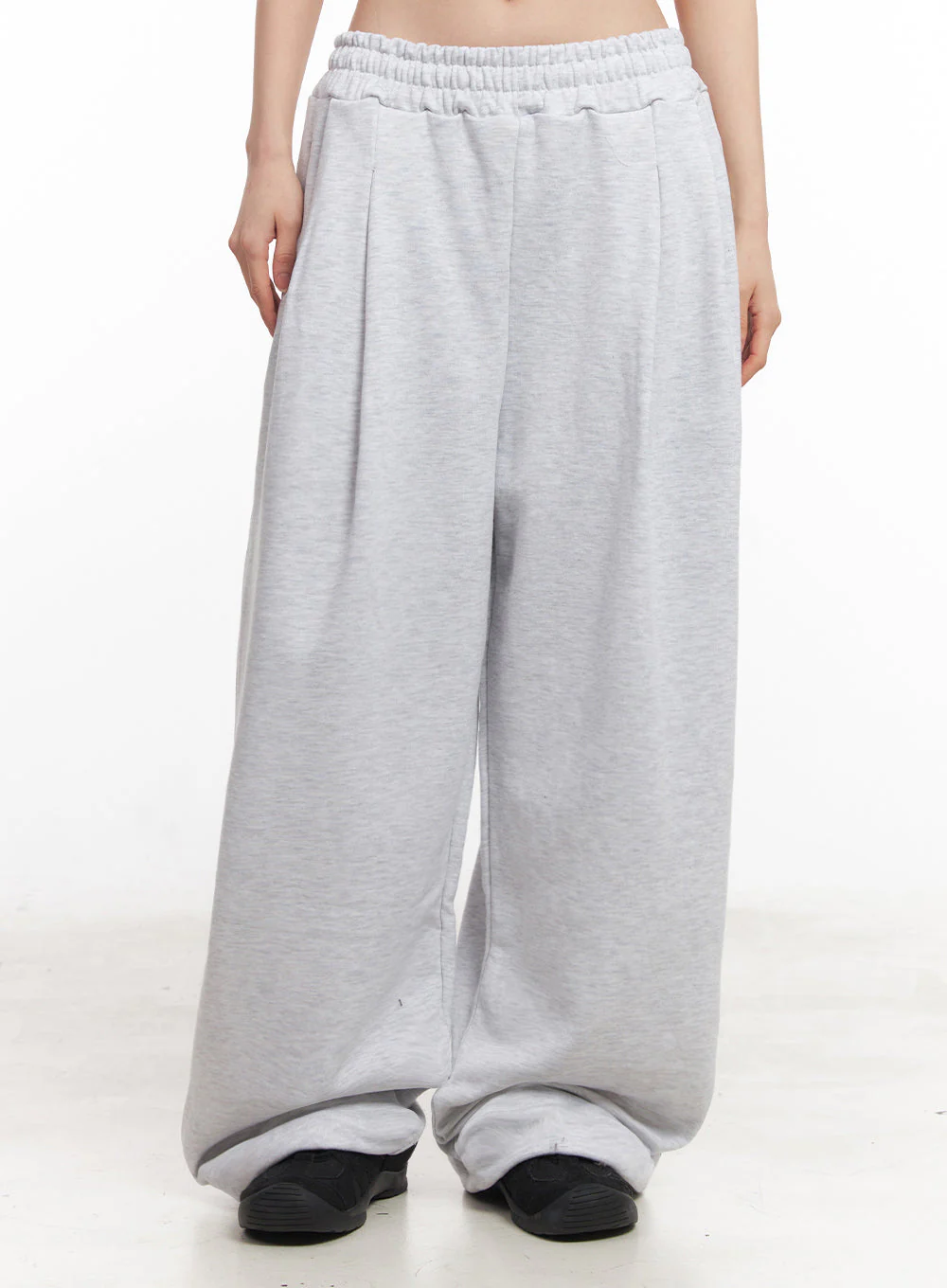 Pintuck Oversized Sweatpants IY516 - Image 2