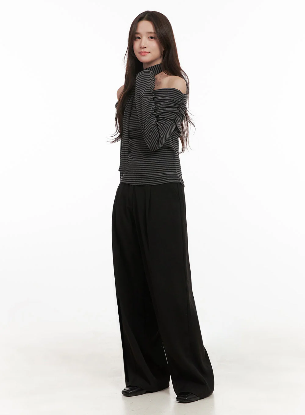 Pintuck Wide-Fit Dress Pants IJ510 - Image 3