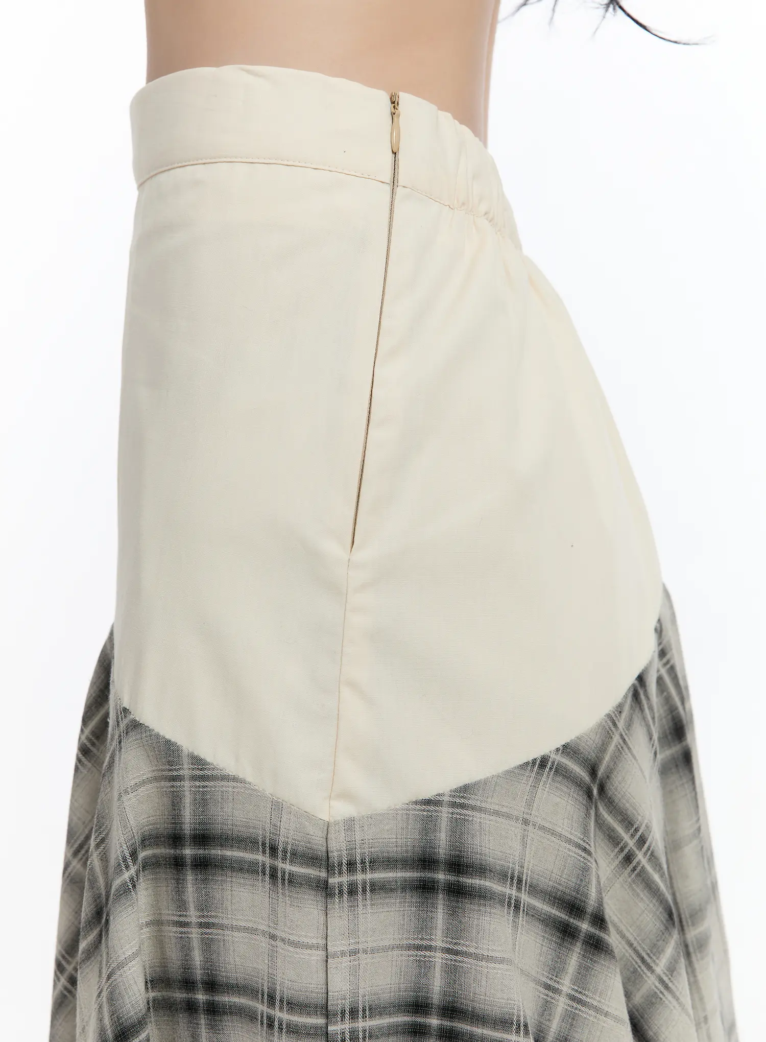 Plaid Layered Asymmetric Skirt F516 - Image 5