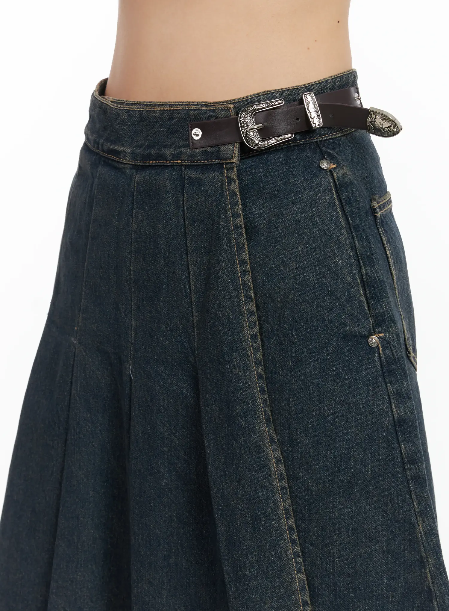 Pleated Belted Denim Skirt CN528 - Image 4