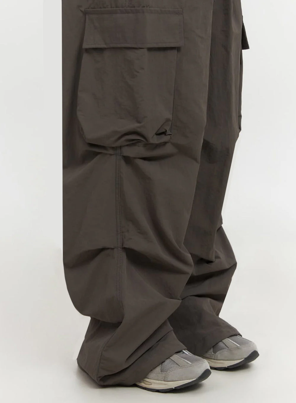 Pocketed Wide-Leg Cargo Pants IF510 - Image 8