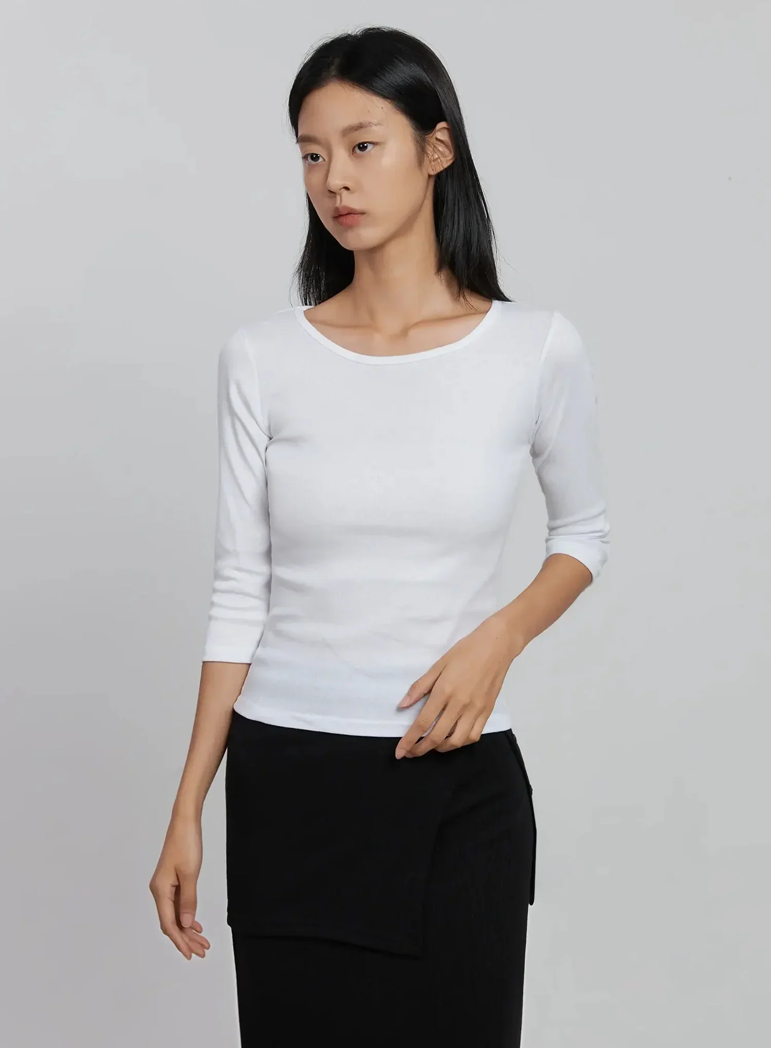 Quarter Sleeve Round Neck Top ID516 - Image 2
