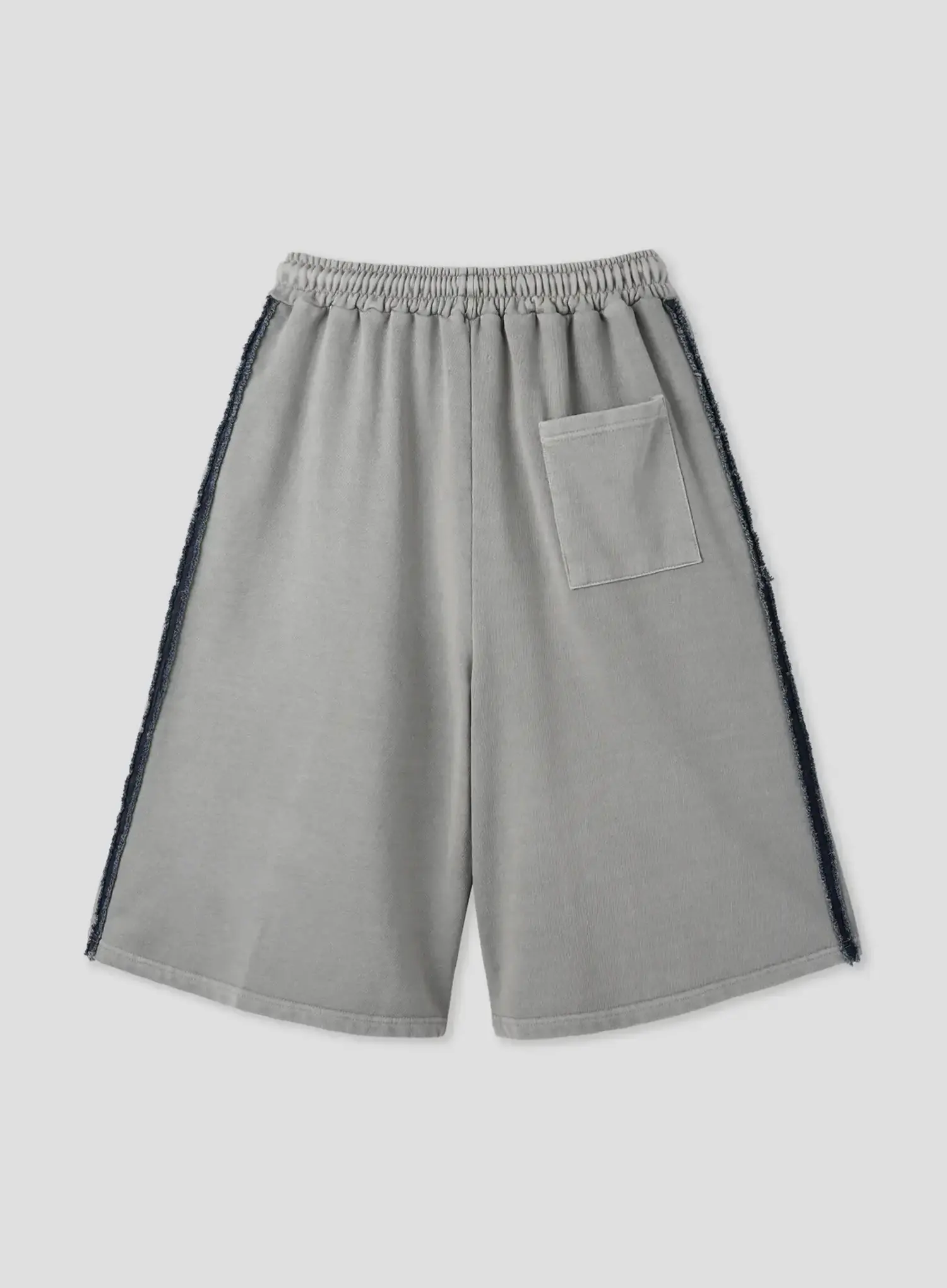 Relaxed Drawstring Shorts IL516 - Image 3