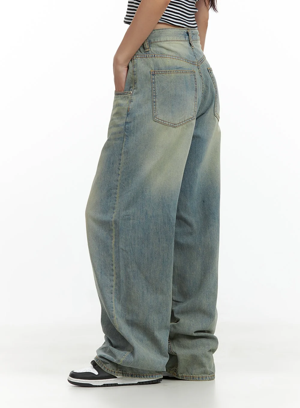 Relaxed Wide-Leg Jeans CU420 - Image 4