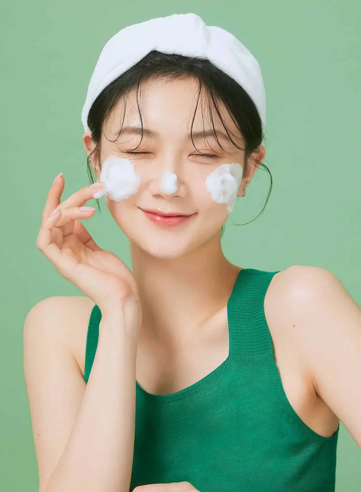 Relaxing Cica Cleansing Foam (150ml) - Image 2