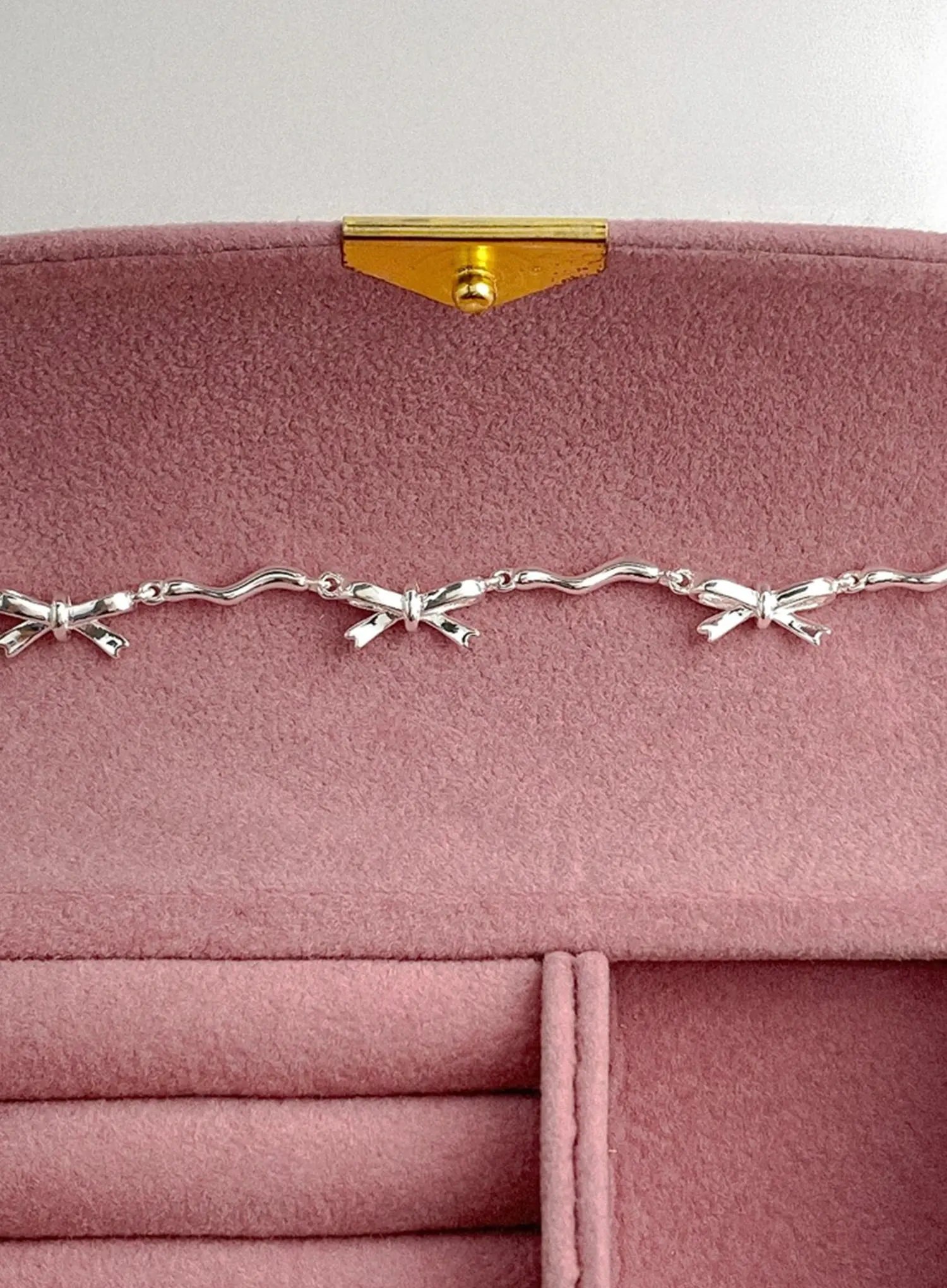 Rhys Ribbon Stick Chain Bracelet IU506