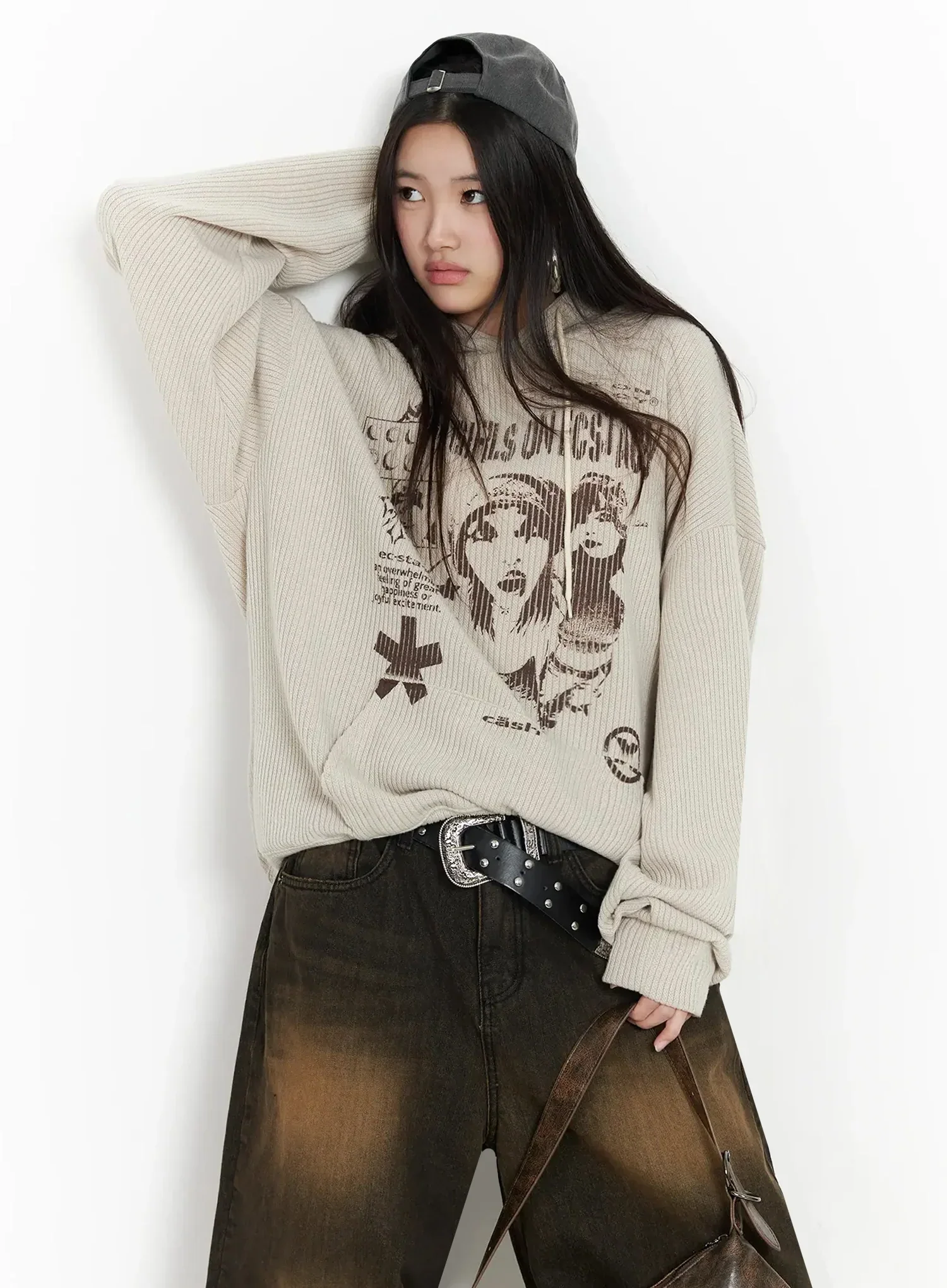 Ribbed Graphic Knit Hoodie IM502