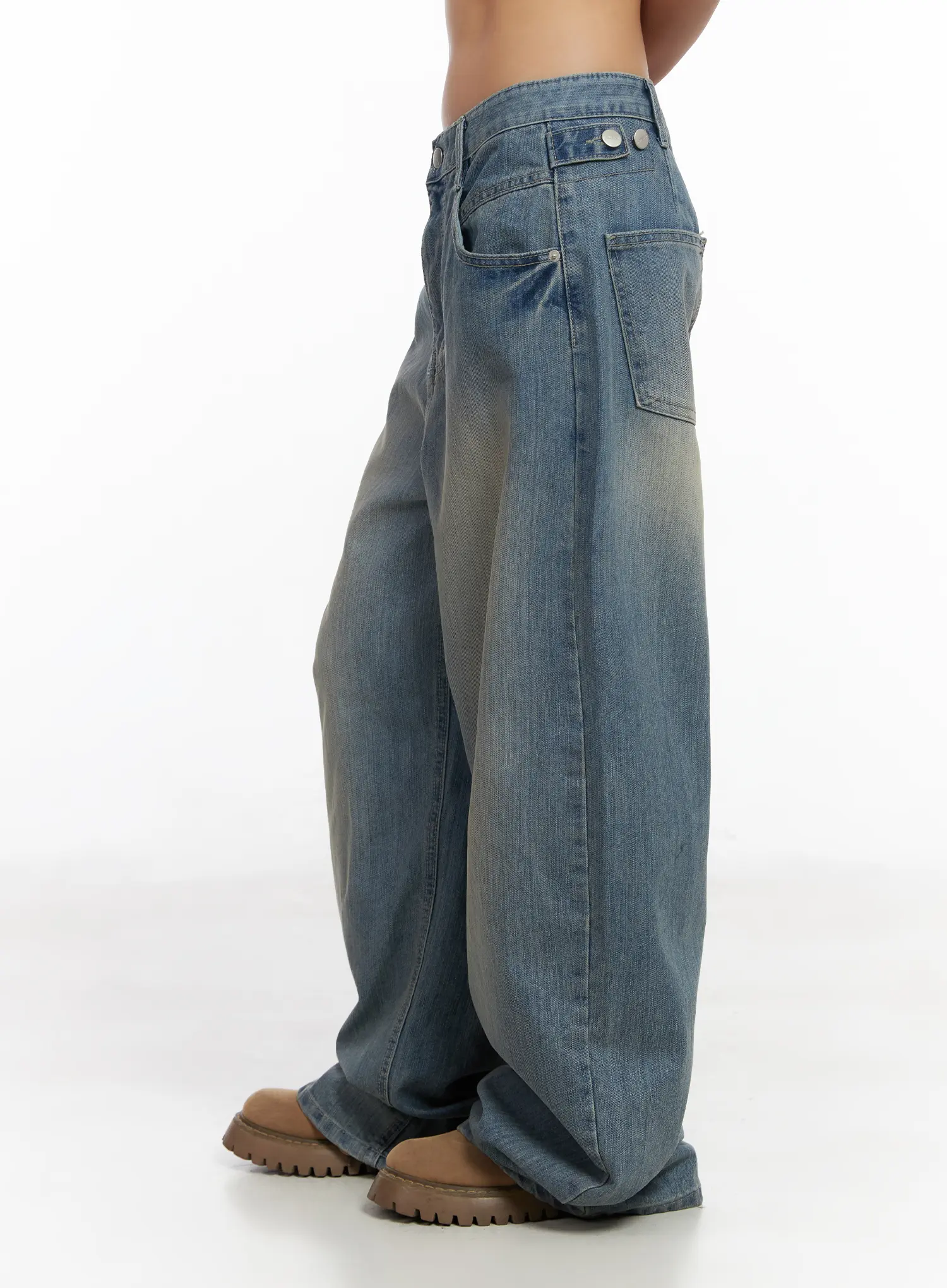 Ricci Washed Low-Rise Baggy Jeans CM520 - Image 5