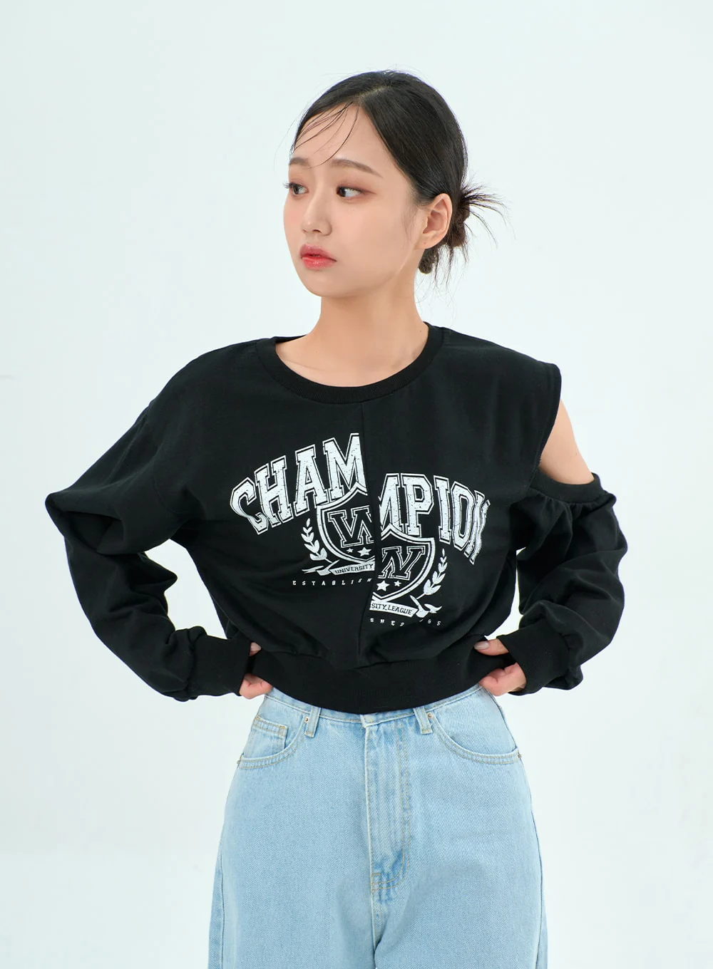 Ripped Basic Jeans BA328 - Image 6