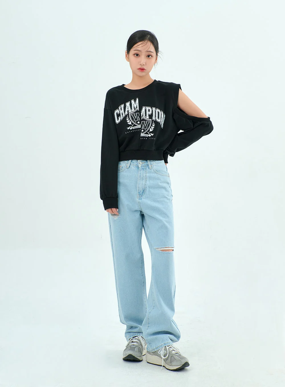 Ripped Basic Jeans BA328 - Image 8