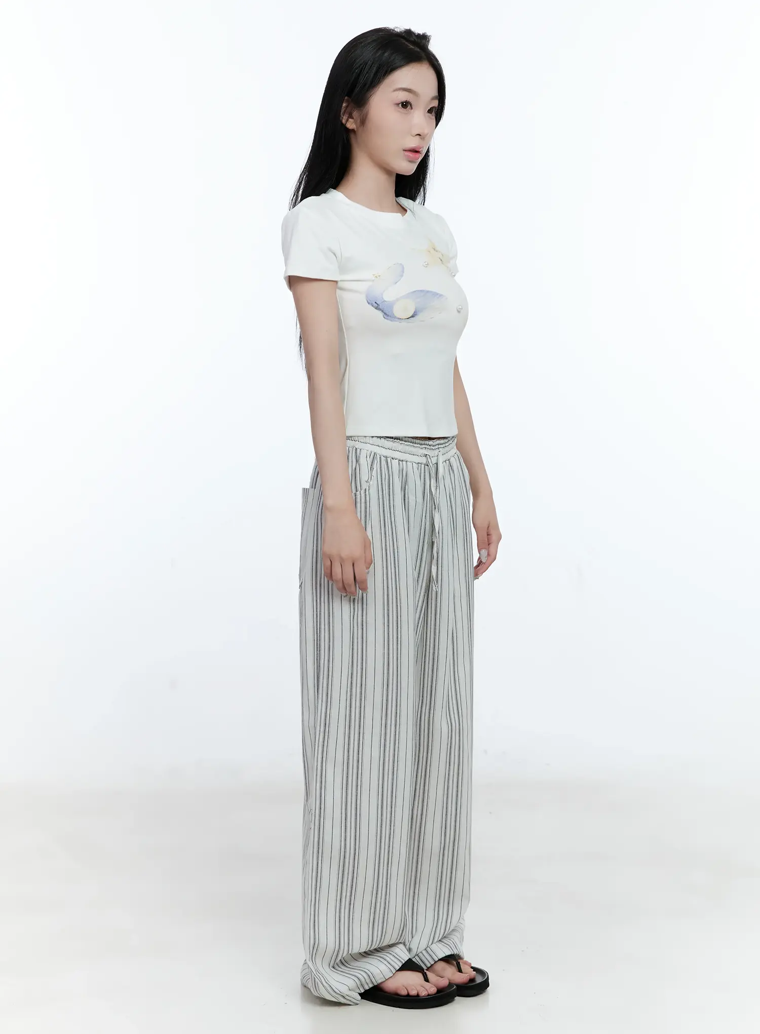 River Graphic Crop Top CL530 - Image 3
