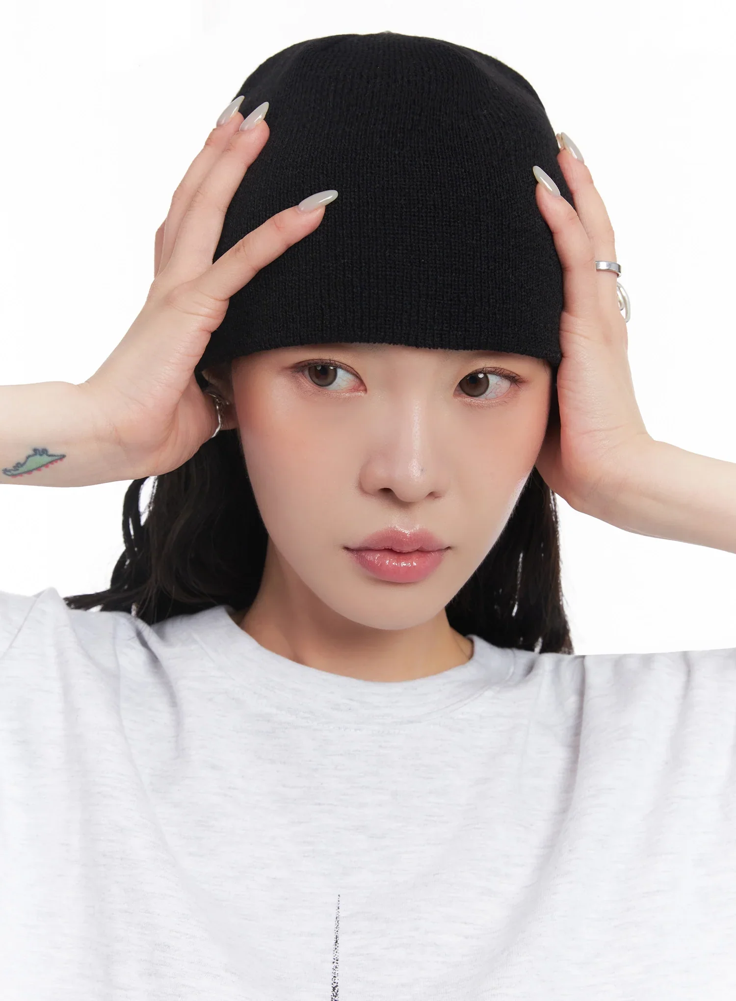 Rivet Edge Knit Beanie IC503
