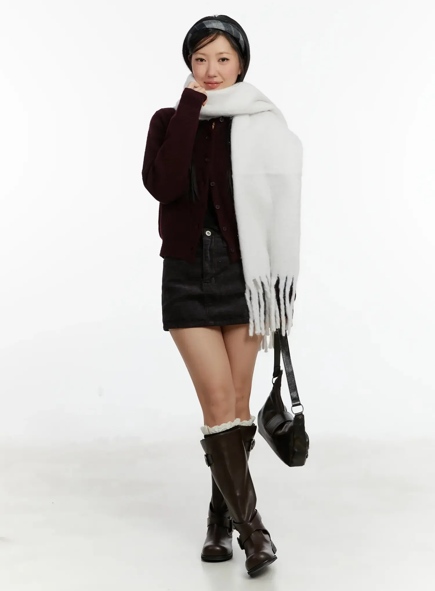 Round Neck Knit Cardigan ID525 - Image 3