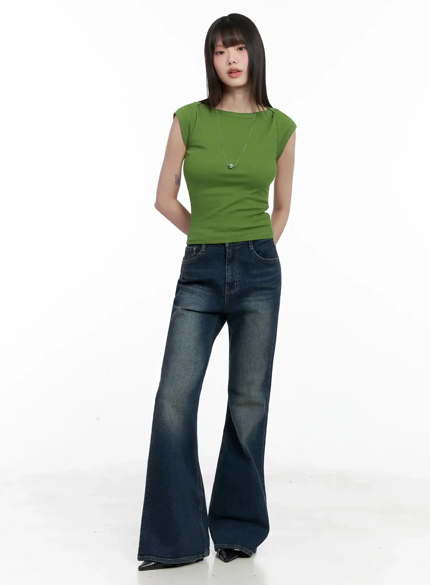 Seoyeon High-Waist Distressed Flare Jeans IL531 - Image 10