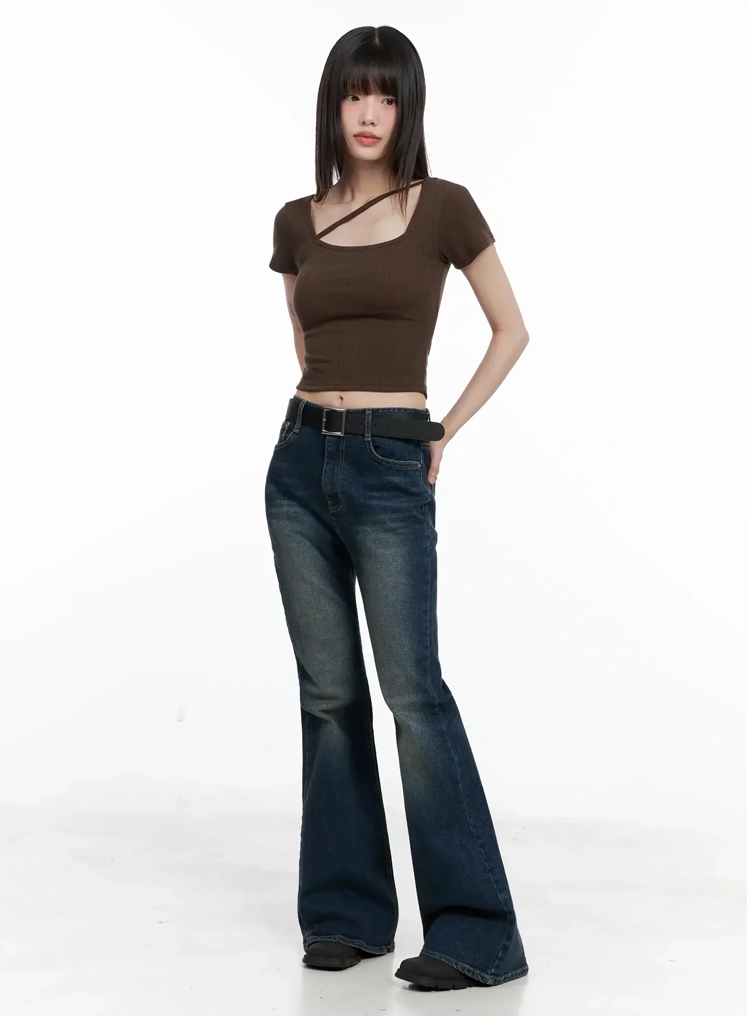 Seoyeon High-Waist Distressed Flare Jeans IL531 - Image 2