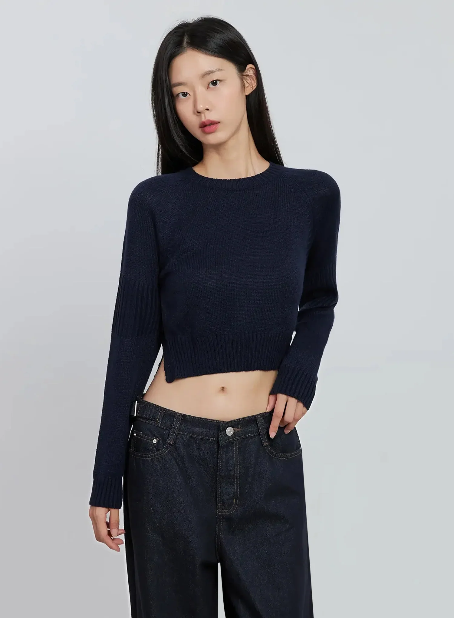 Side Button Cropped Knit IO530