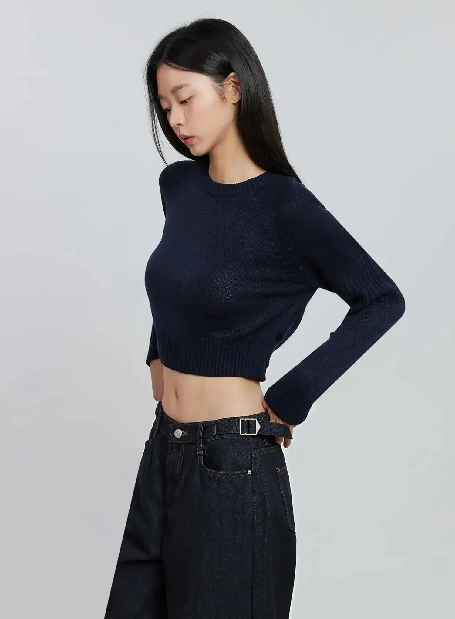 Side Button Cropped Knit IO530 - Image 5