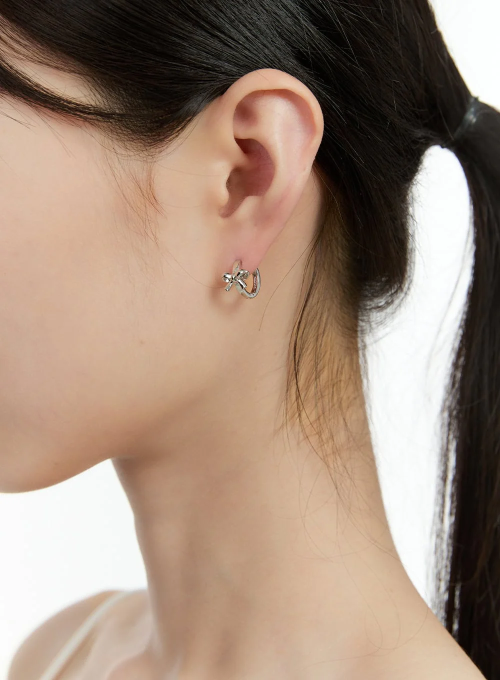 Single Ribbon Earrings IG406